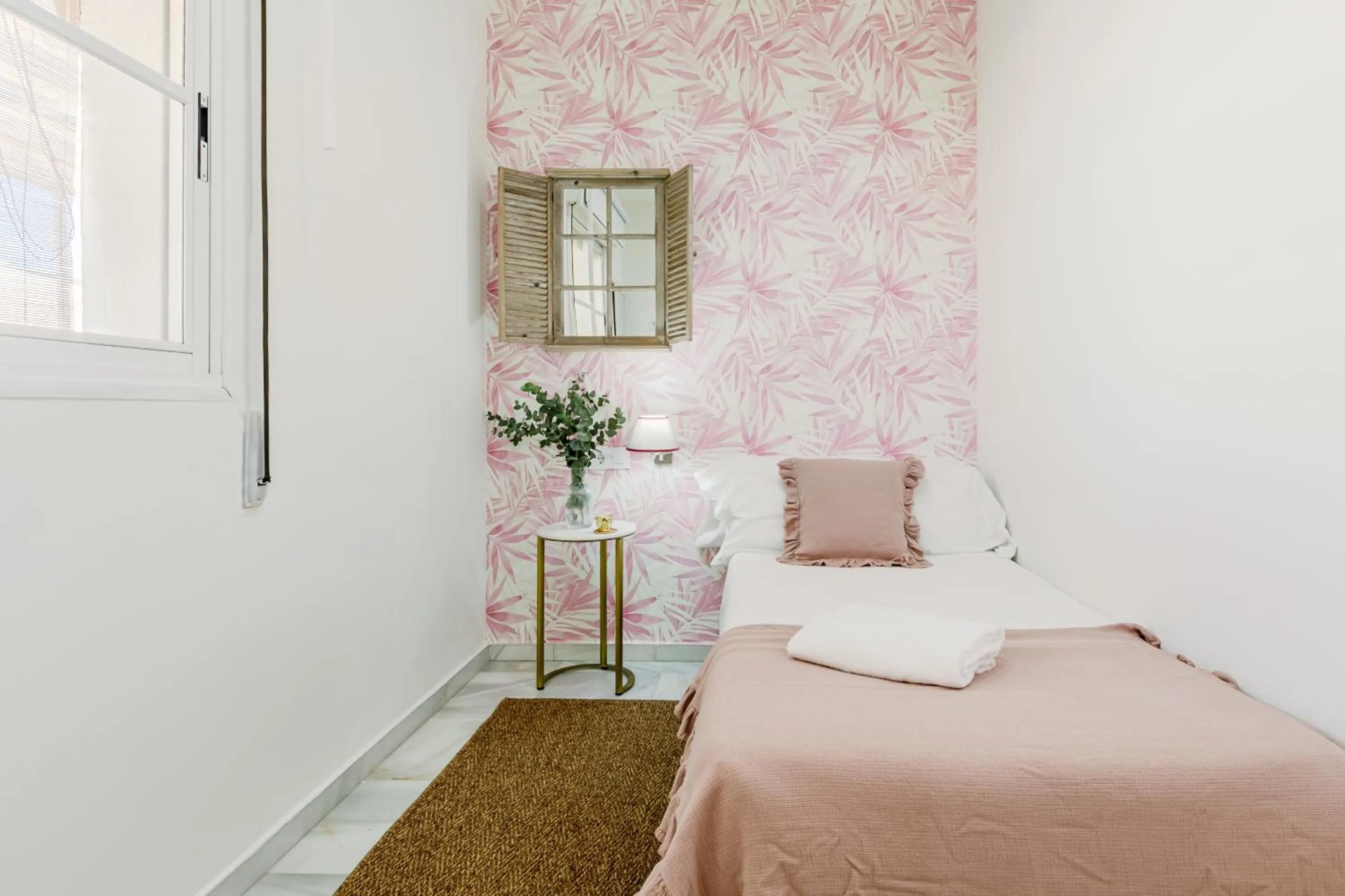 Bedroom, Bed in nüa alameda