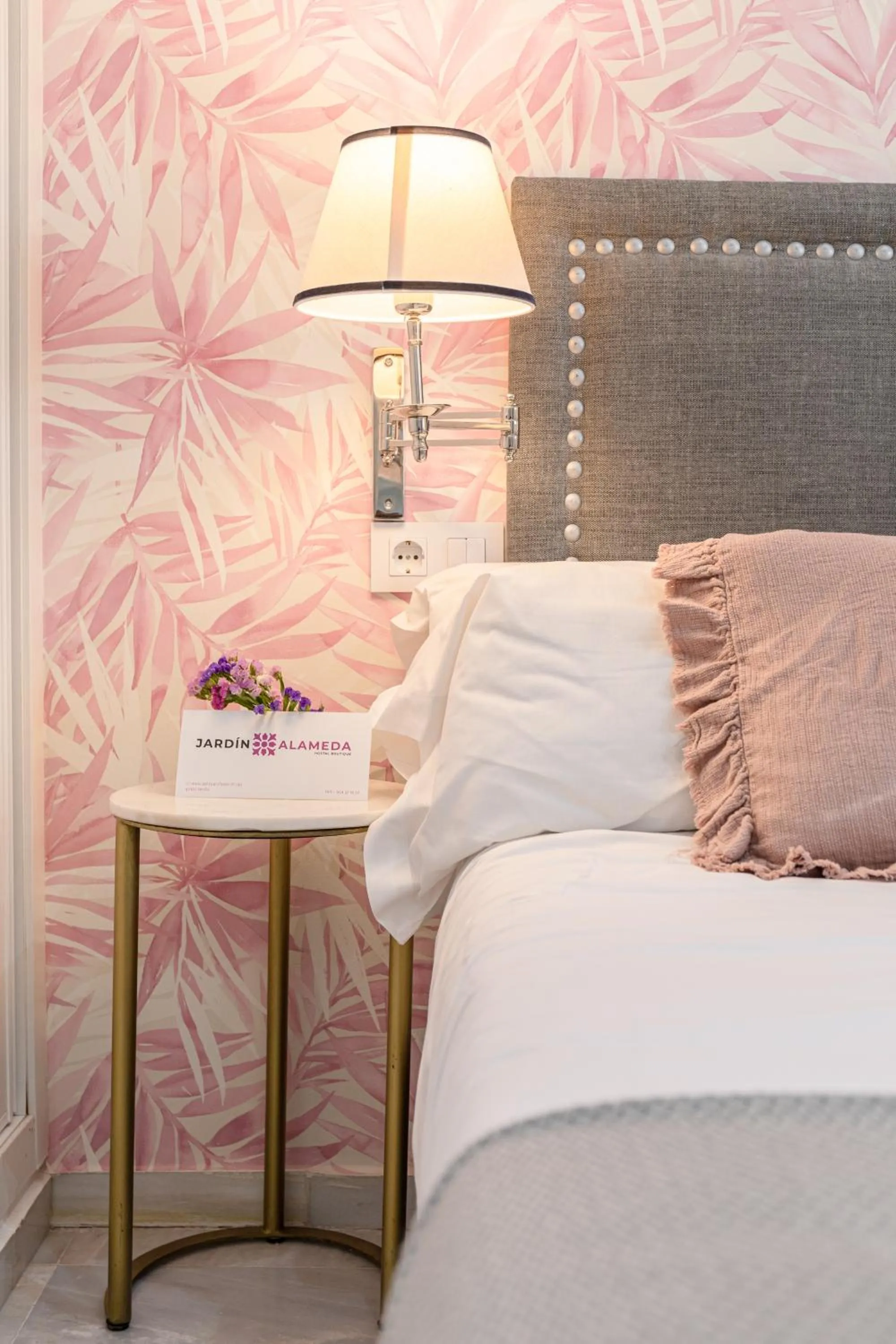 Decorative detail, Bed in nüa alameda