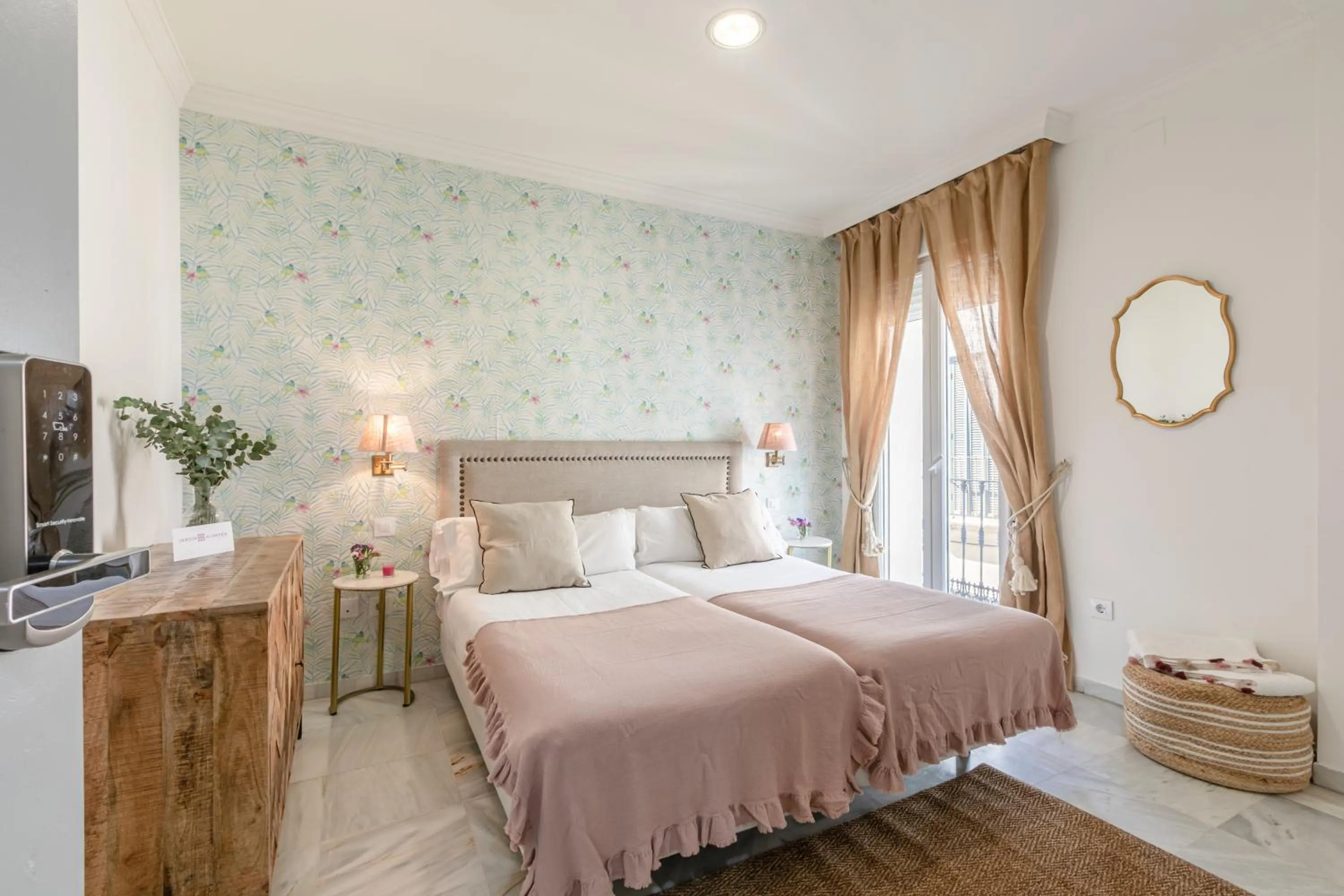 Photo of the whole room, Bed in nüa alameda