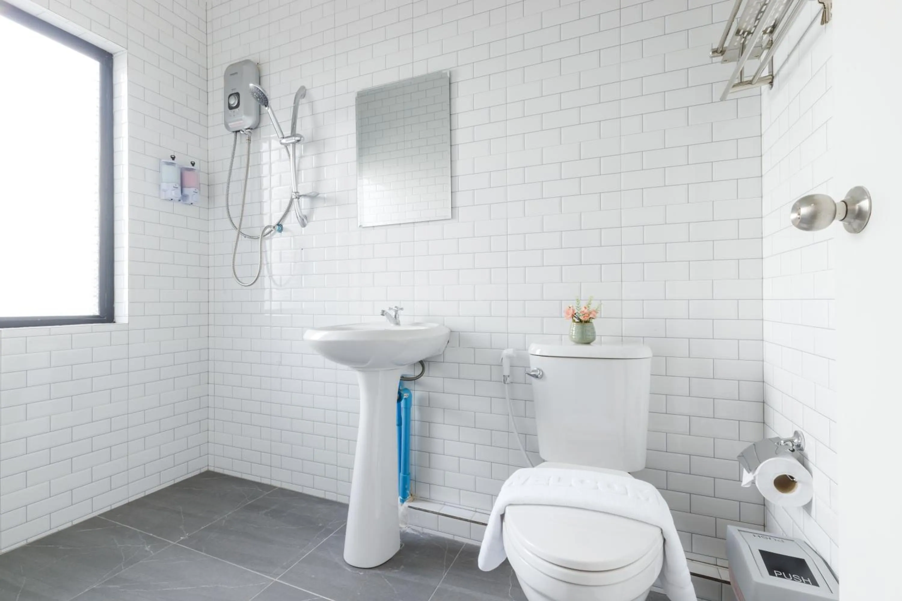 Toilet in ILILI House