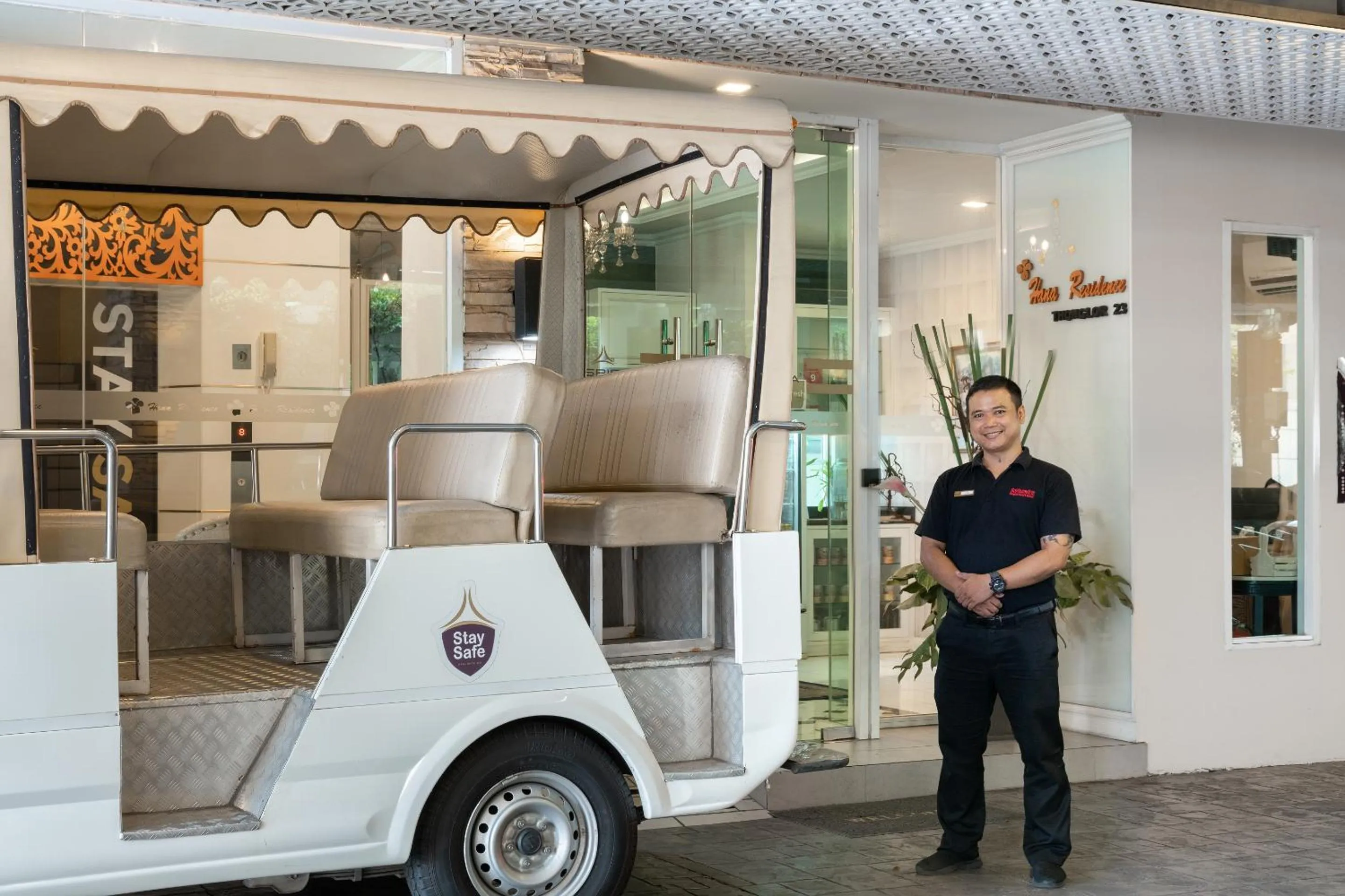 shuttle in Syama Hana Executive Apartments Thonglor