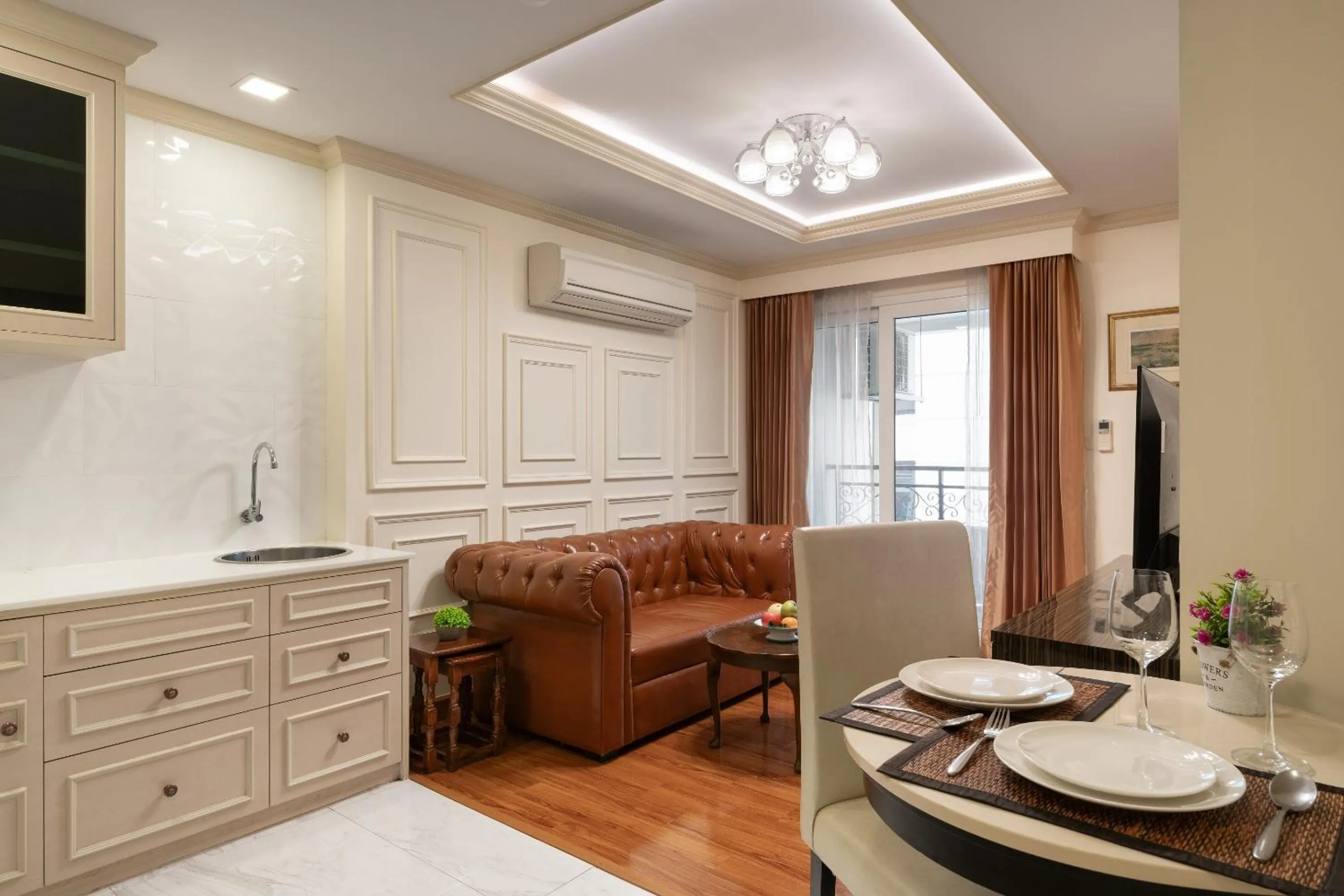 TV and multimedia in Syama Hana Executive Apartments Thonglor