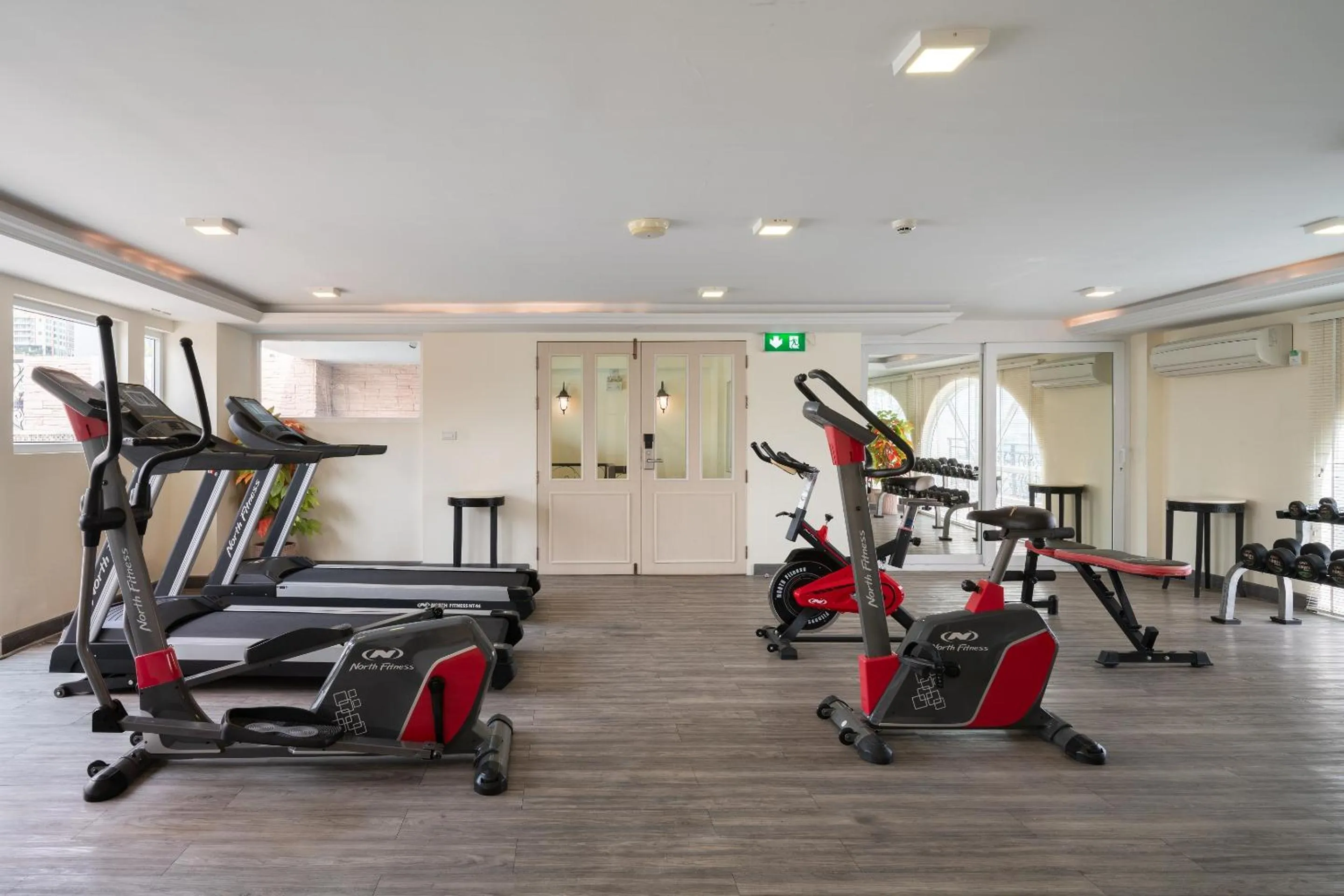 Fitness centre/facilities in Syama Hana Executive Apartments Thonglor