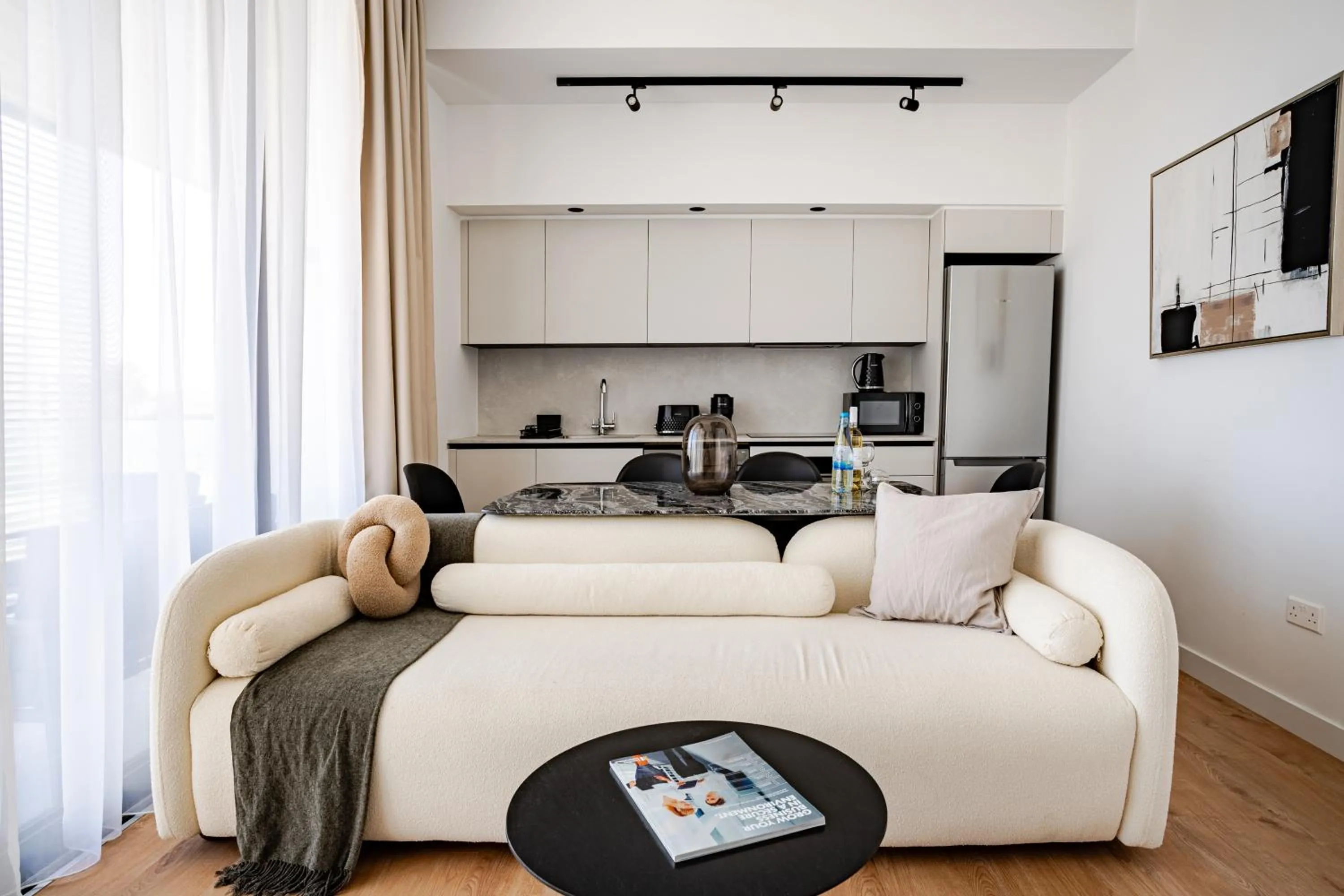 TV and multimedia in Yamas Urban Living Sequoia Residence