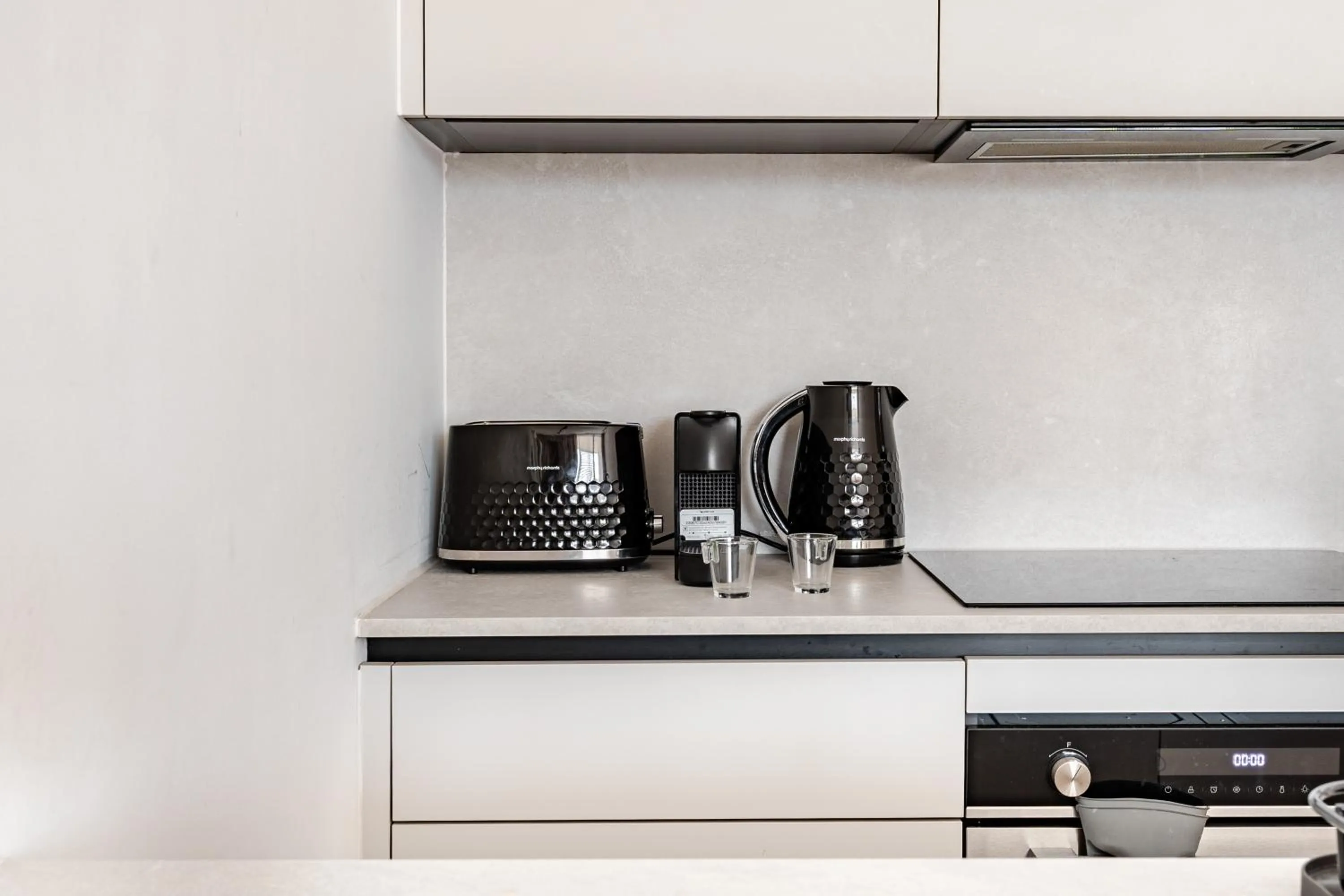 Coffee/tea facilities in Yamas Urban Living Sequoia Residence
