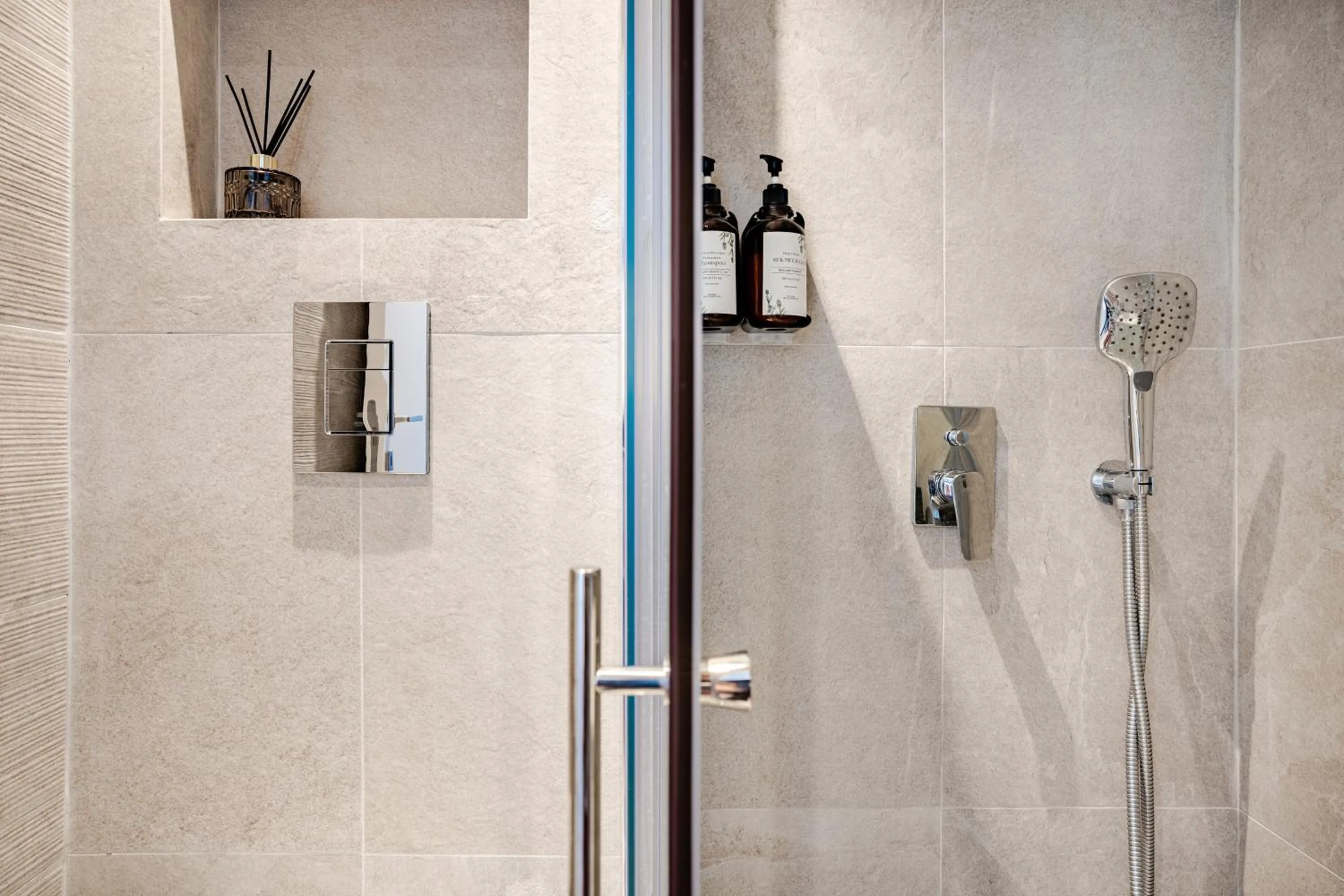 Shower in Yamas Urban Living Sequoia Residence