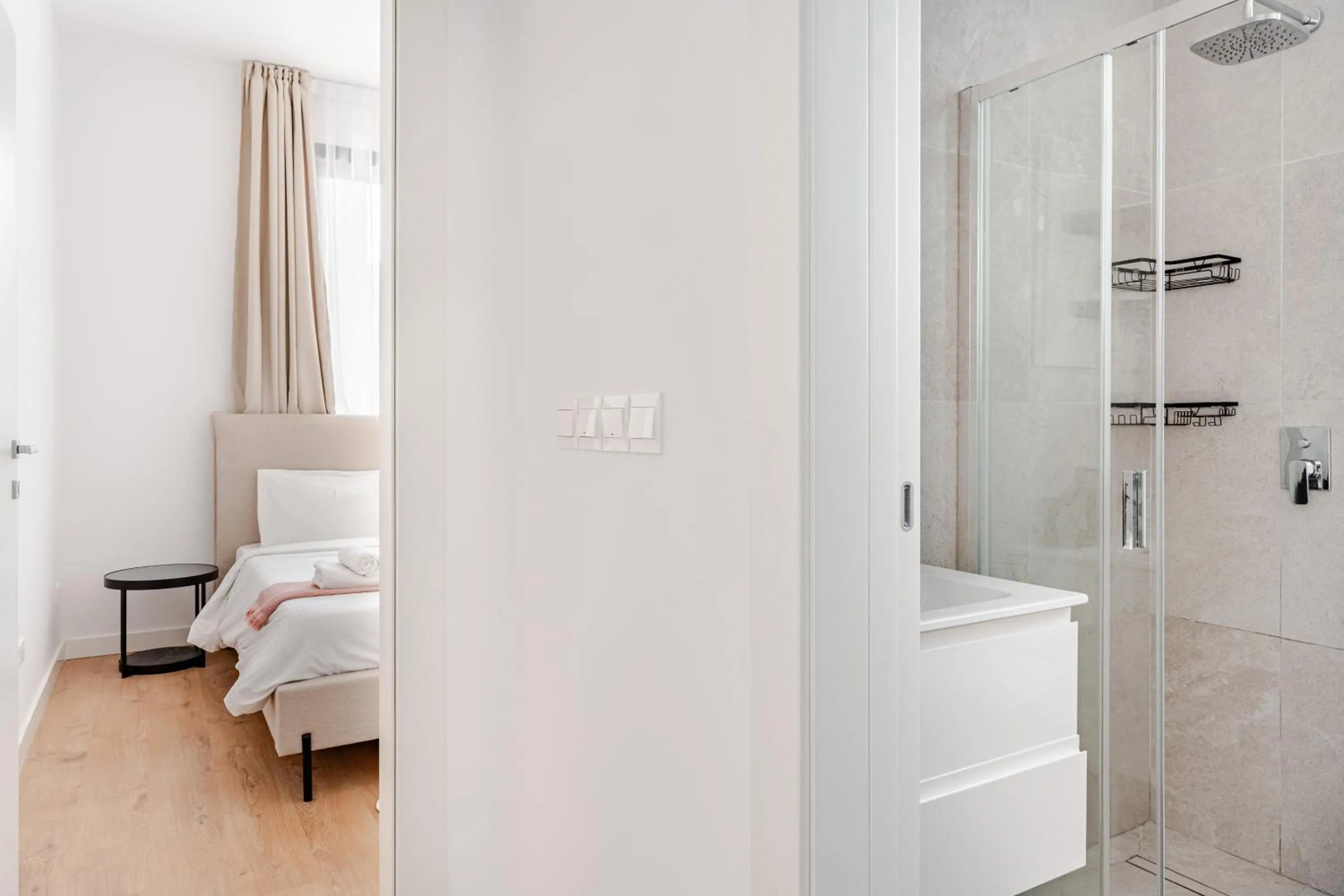 Bathroom, Bed in Yamas Urban Living Sequoia Residence