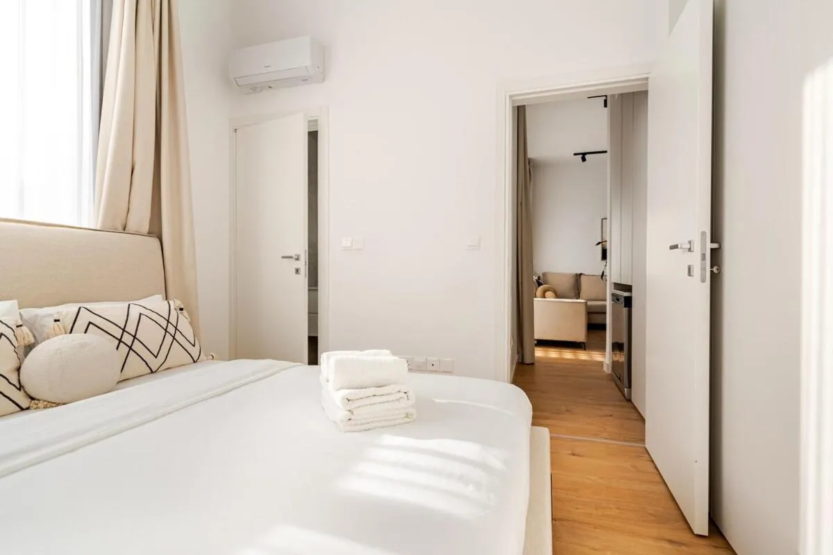 Property building, Bed in Yamas Urban Living Sequoia Residence