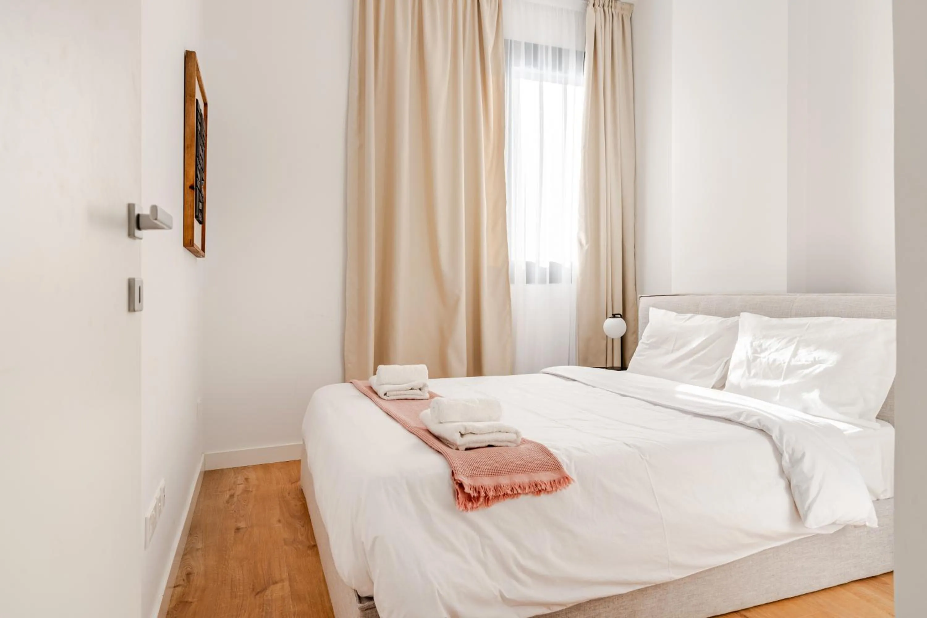 Bed in Yamas Urban Living Sequoia Residence