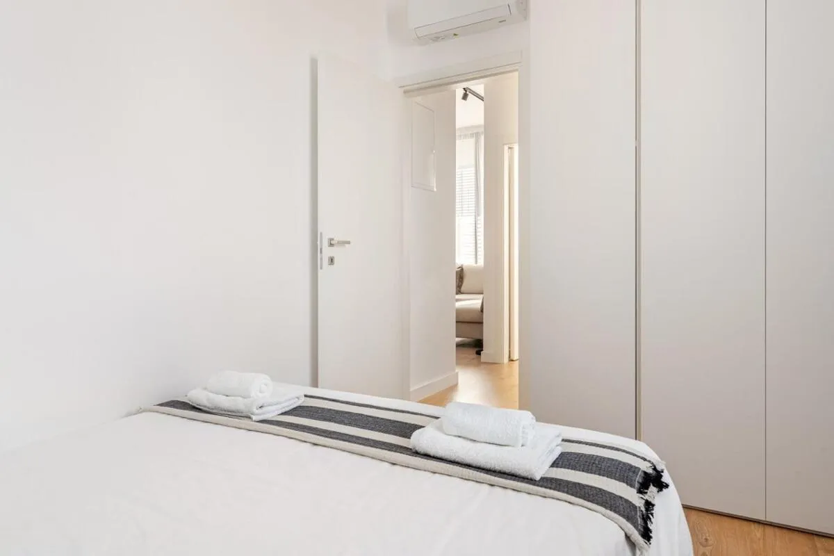 Property building, Bed in Yamas Urban Living Sequoia Residence