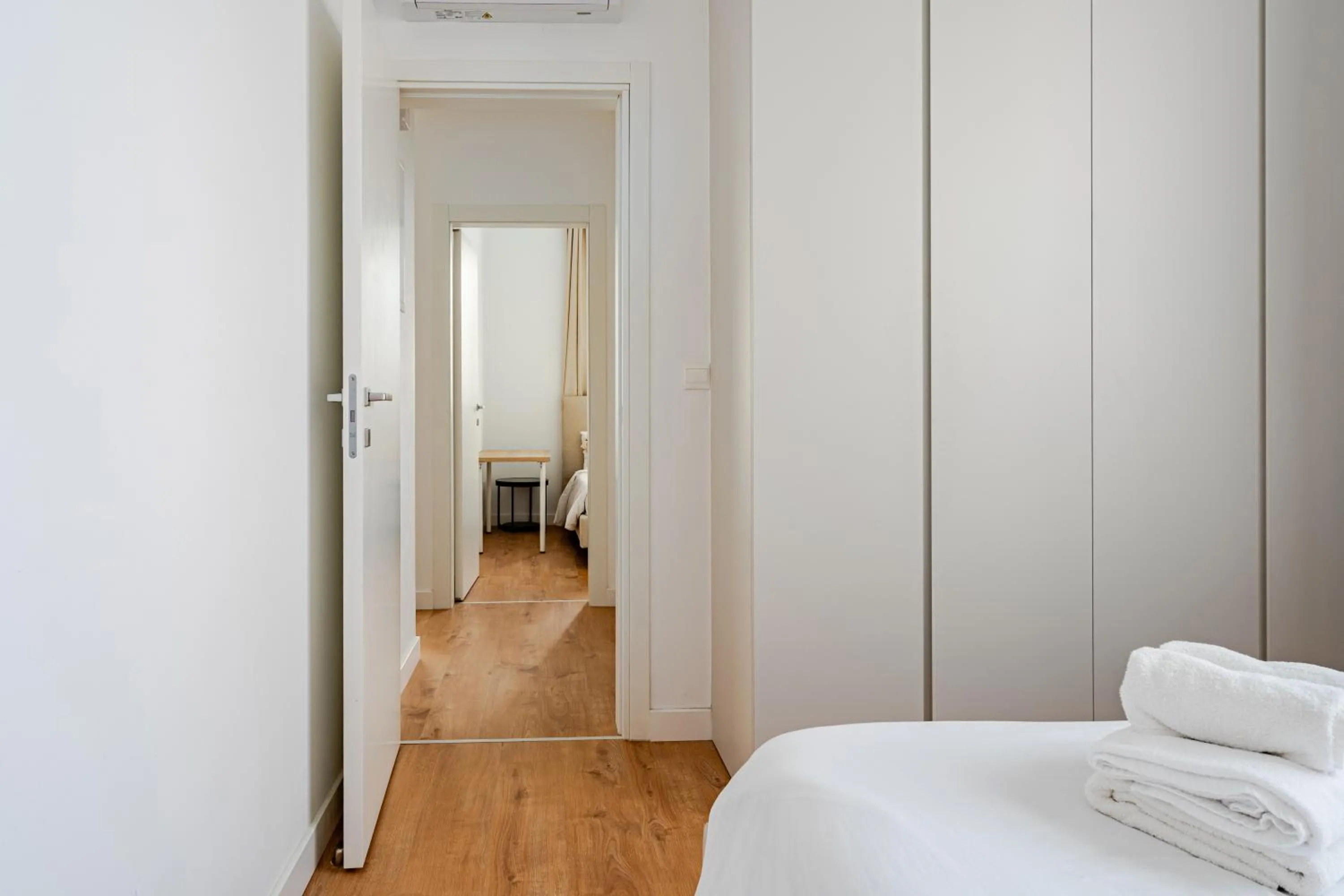 Property building, Bed in Yamas Urban Living Sequoia Residence