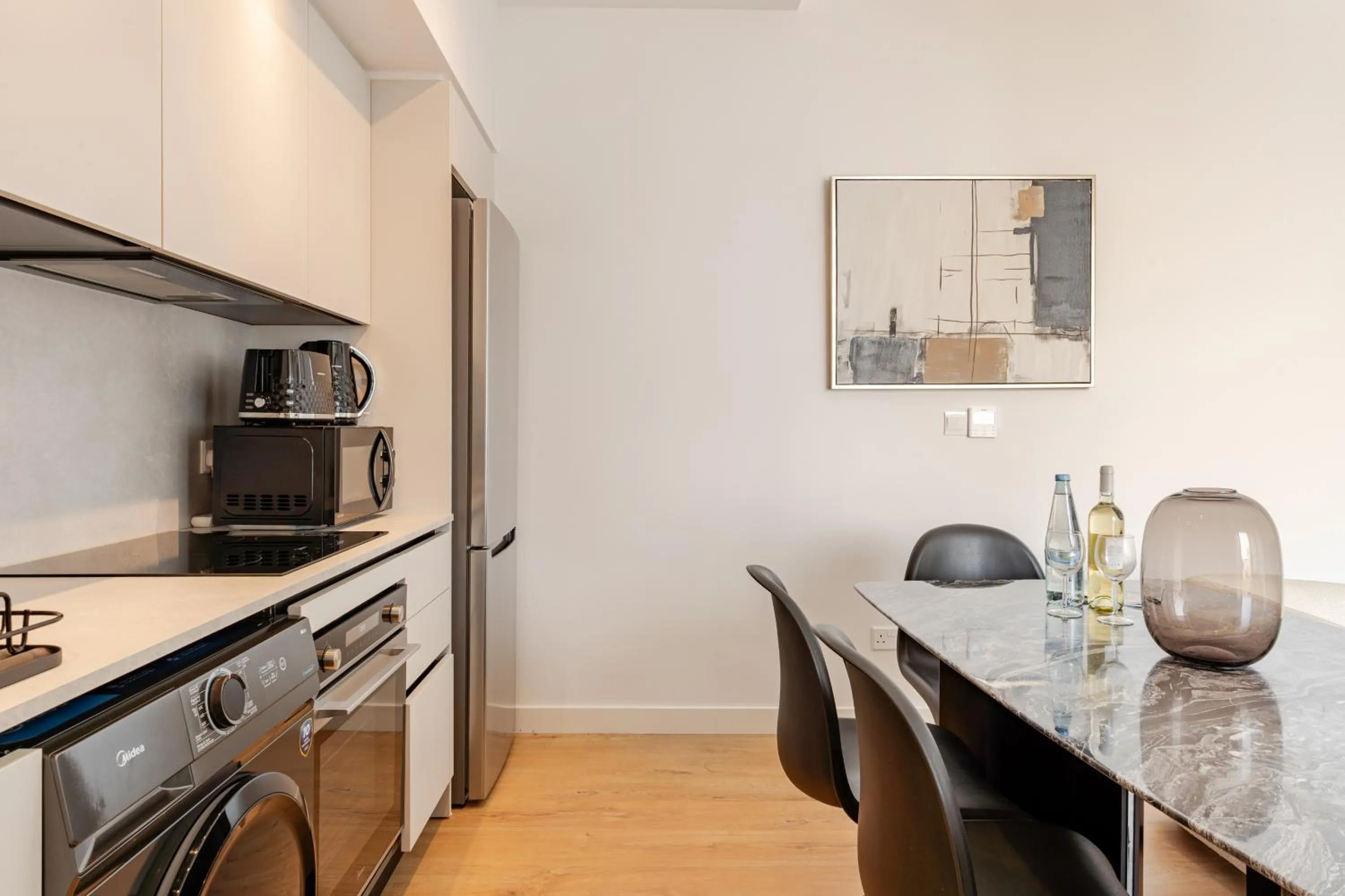 Kitchen or kitchenette in Yamas Urban Living Sequoia Residence