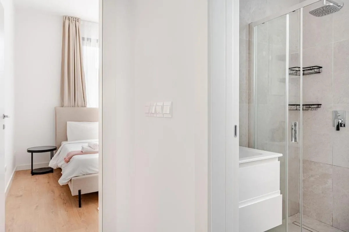 Property building, Bed in Yamas Urban Living Sequoia Residence
