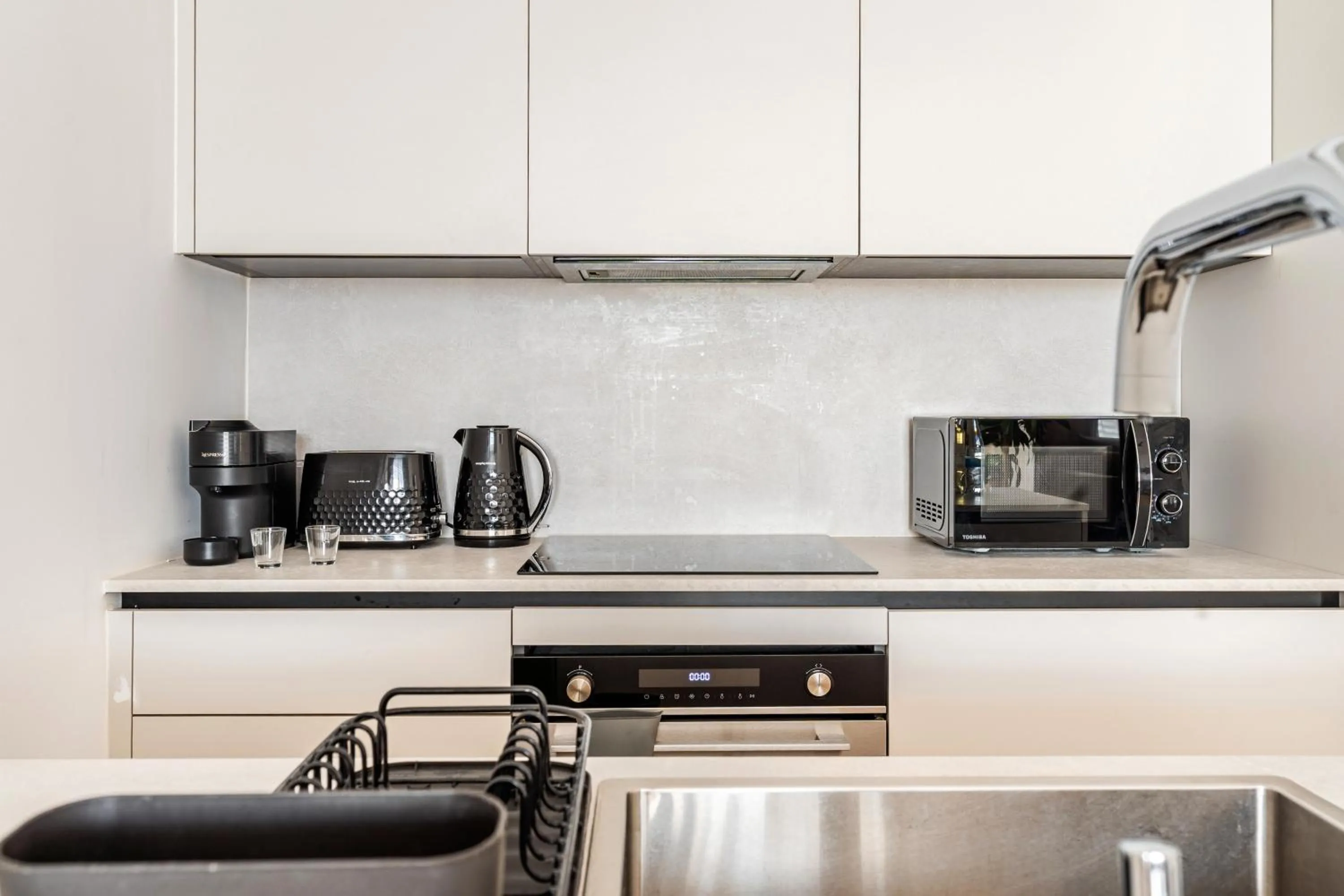 Coffee/tea facilities in Yamas Urban Living Sequoia Residence