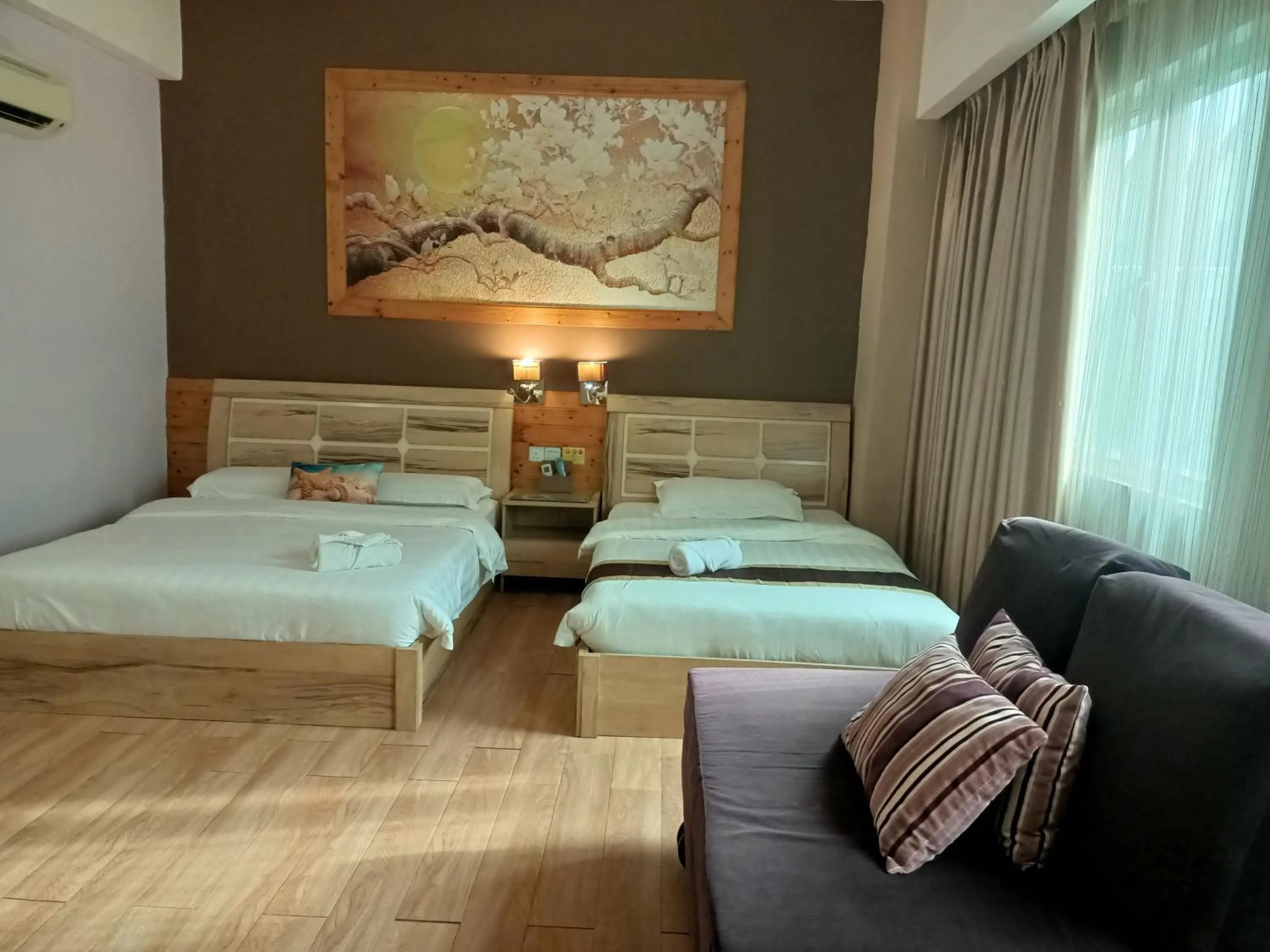 Photo of the whole room, Bed in Hotel Balik Pulau