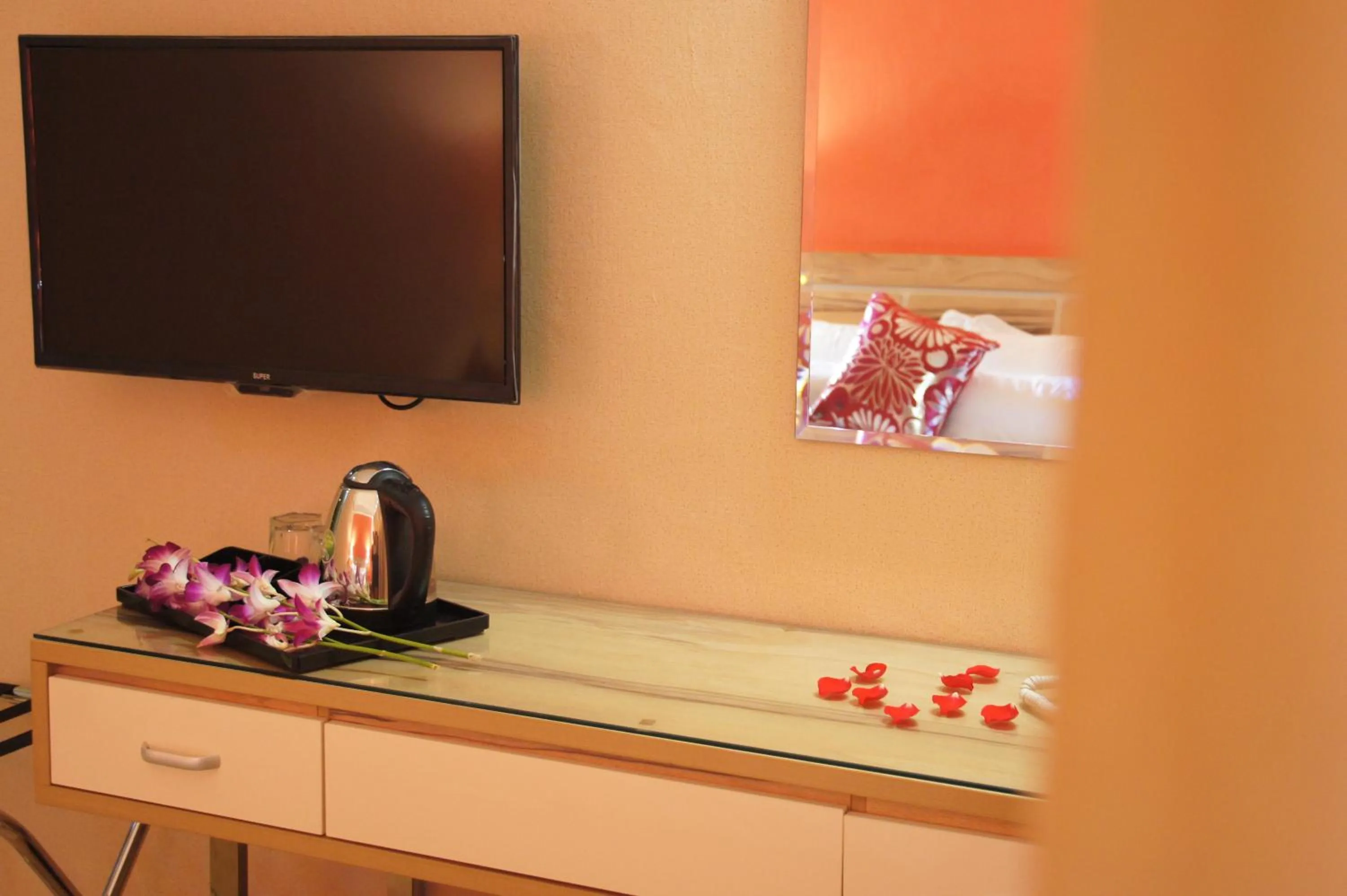 TV and multimedia in Hotel Balik Pulau