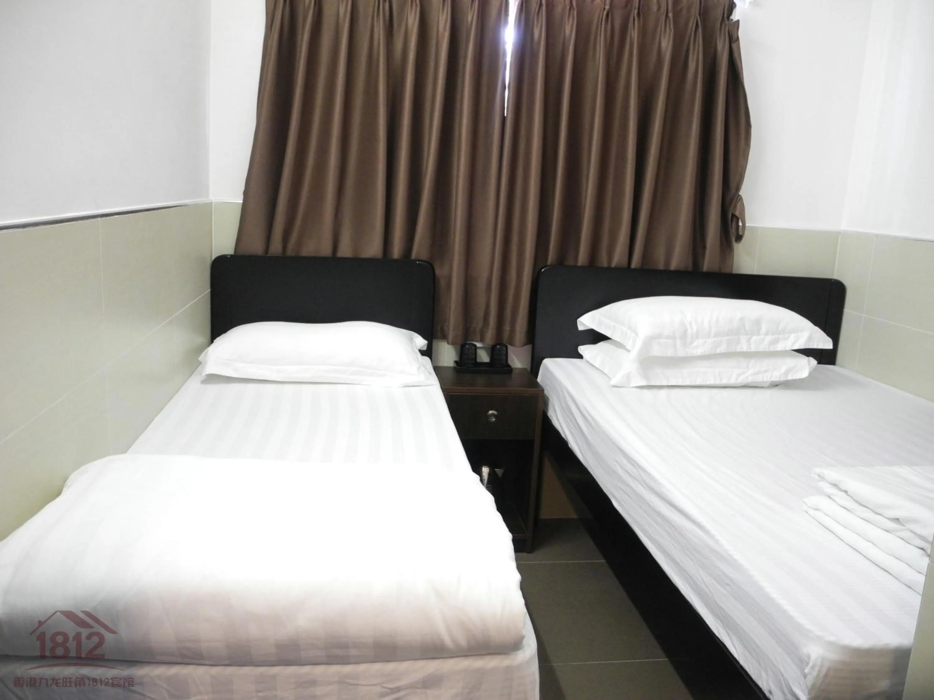 Photo of the whole room, Bed in Kowloon Mongkok 1812 Guest House