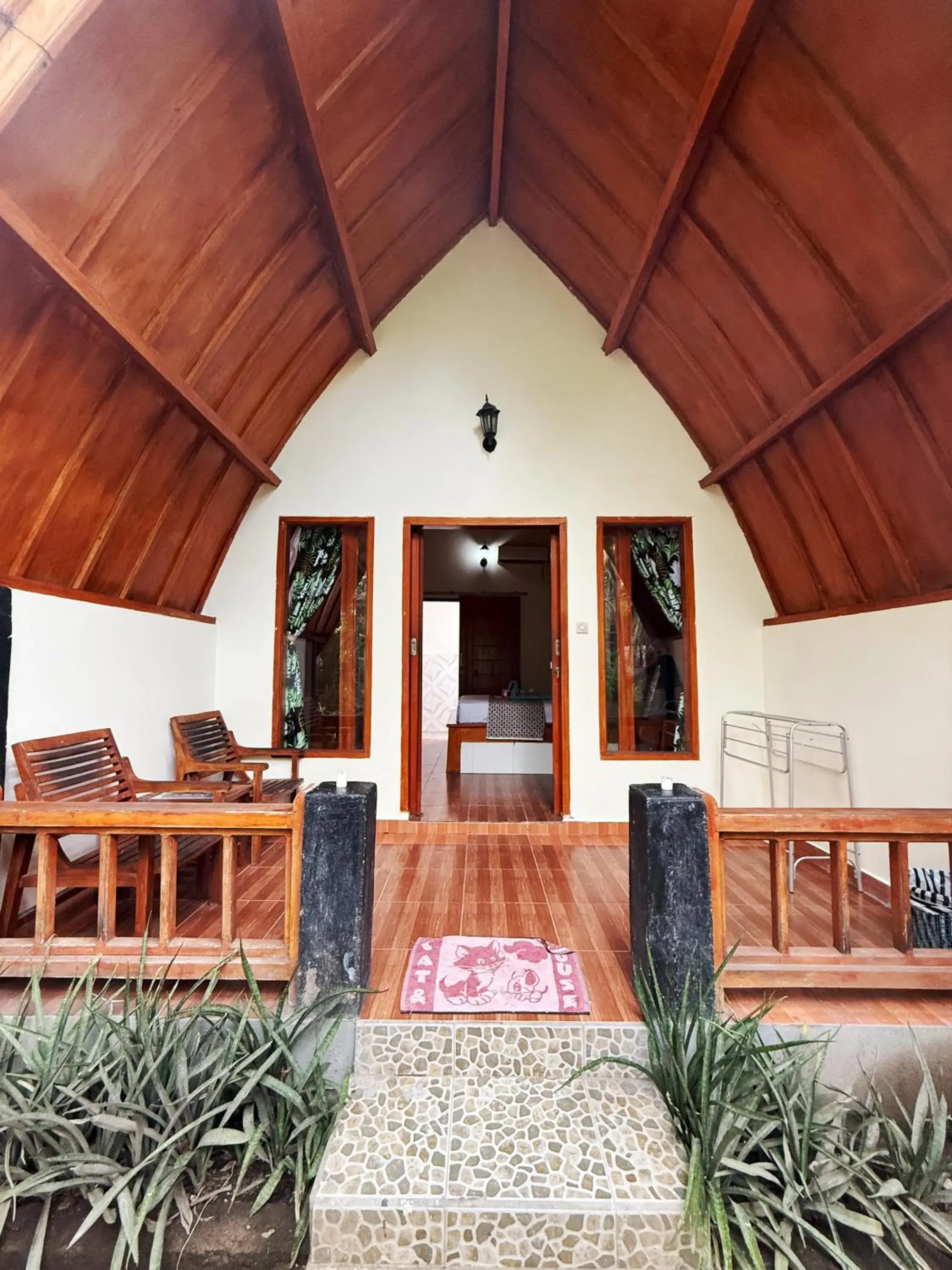 Florine's Garden Florine's Garden