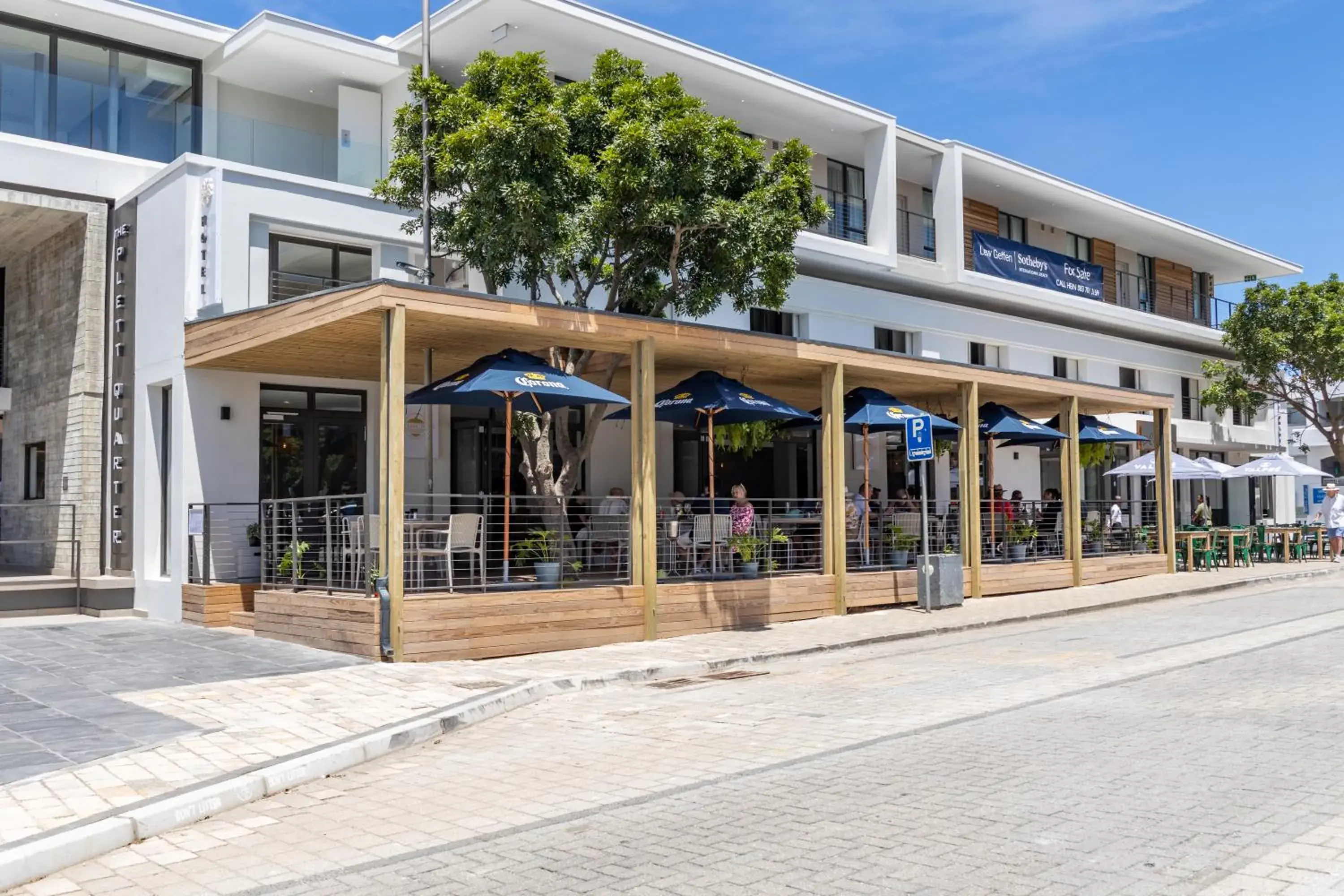 Restaurant/places to eat in Plett Quarter Hotel - Lion Roars Hotels & Lodges Restaurant/places to eat in Plett Quarter Hotel - Lion Roars Hotels & Lodges