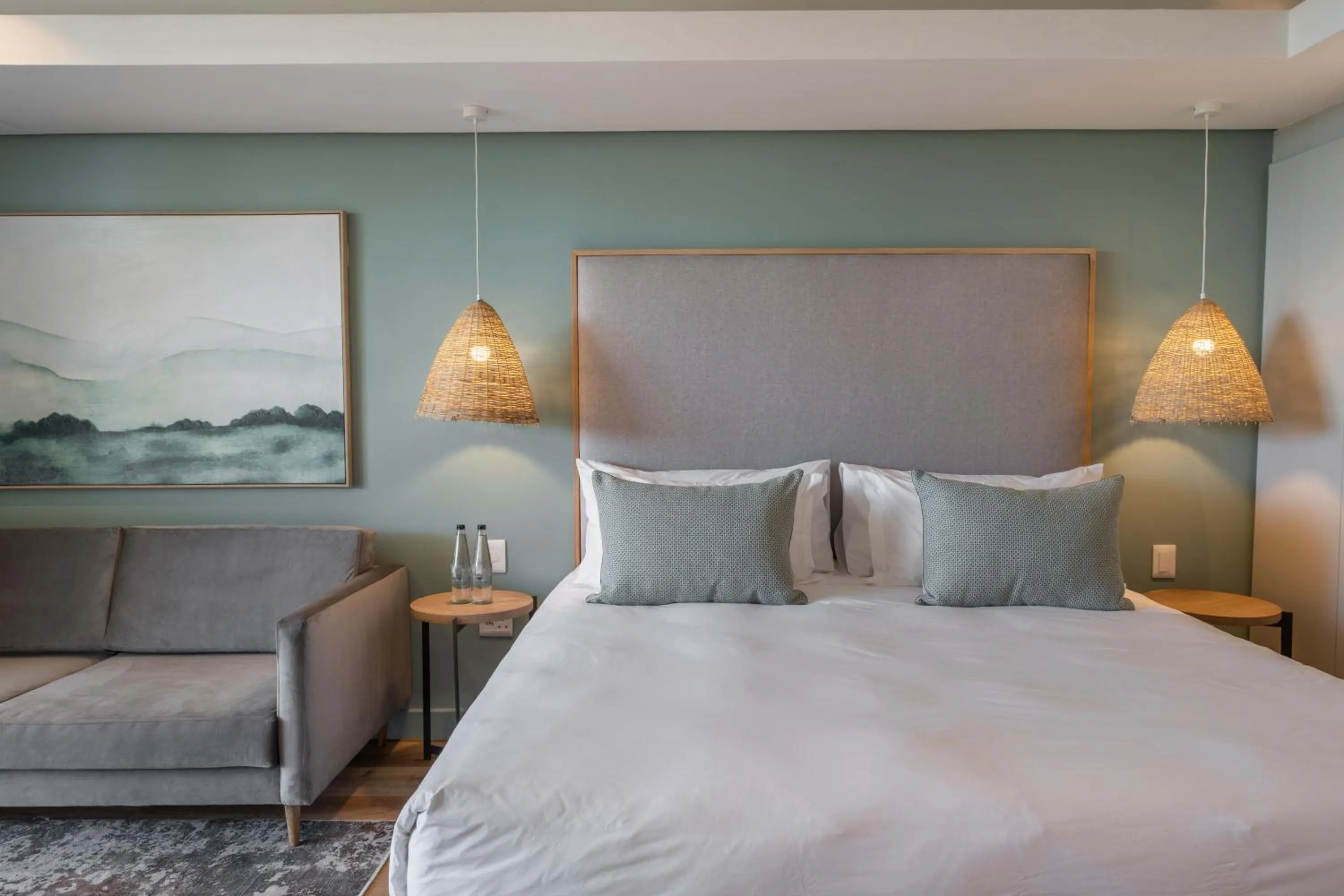 Bed in Plett Quarter Hotel - Lion Roars Hotels & Lodges