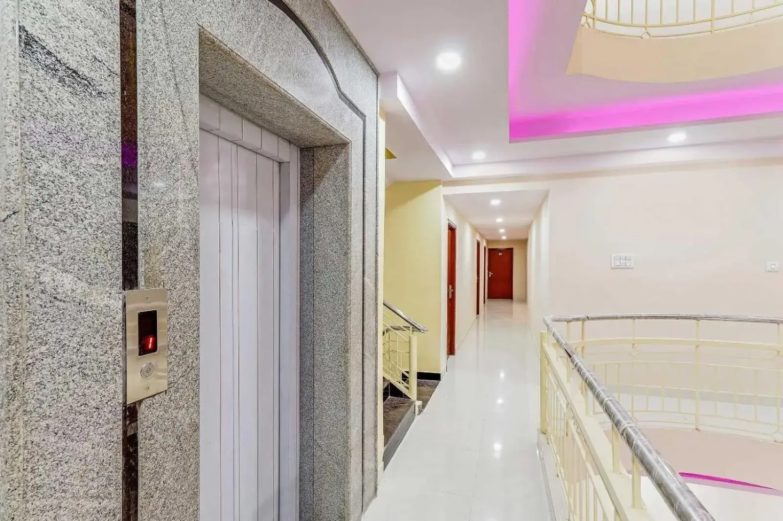 Lobby or reception in Collection O Champion Paradise Lobby or reception in Collection O Champion Paradise