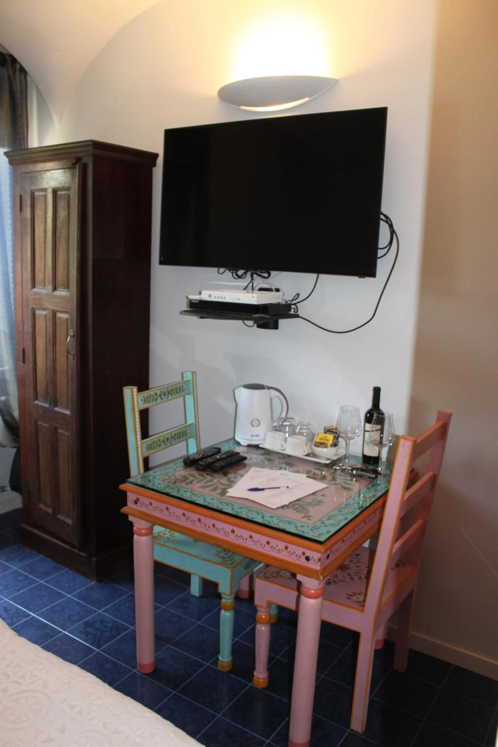 TV and multimedia in Abracadabra Tortona