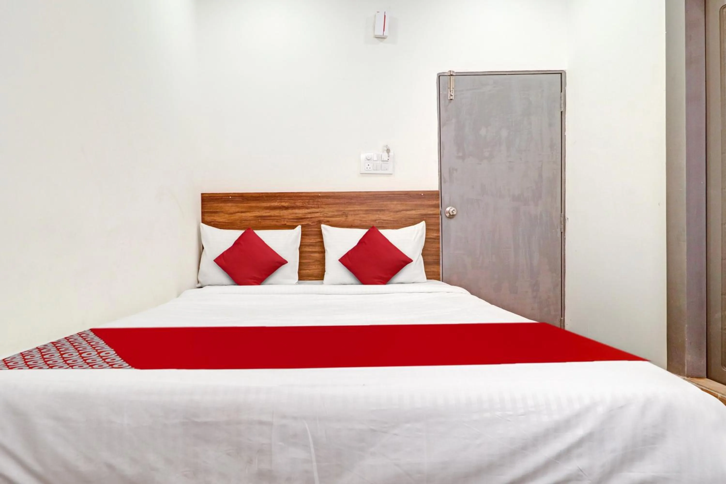 Bedroom in Hotel O Lavish Stay