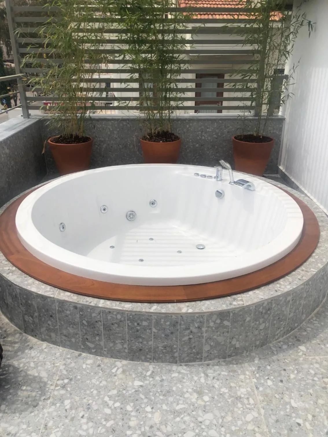 Hot Tub in Samira Exclusive Hotel & Apartments