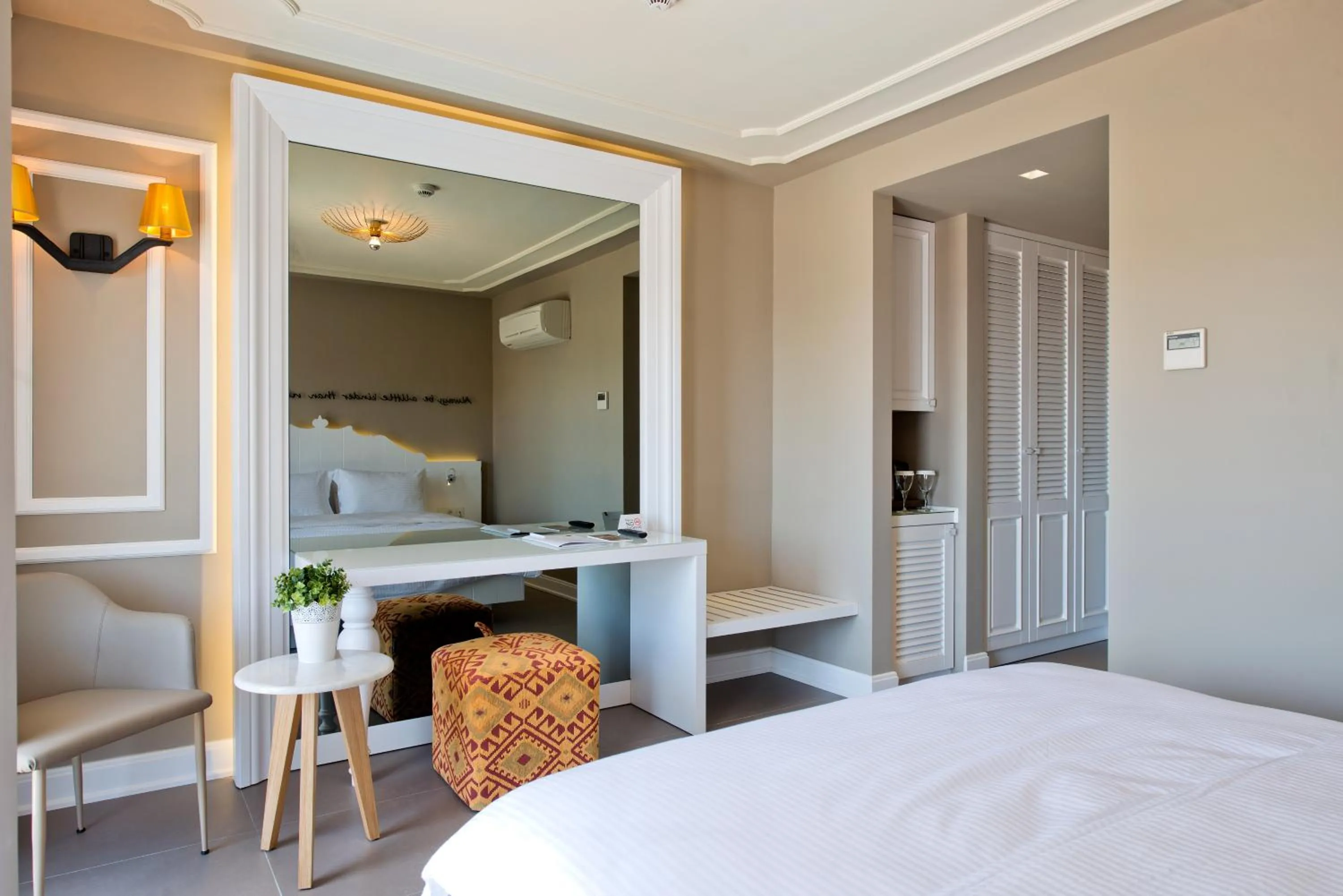 Bed in Samira Exclusive Hotel & Apartments