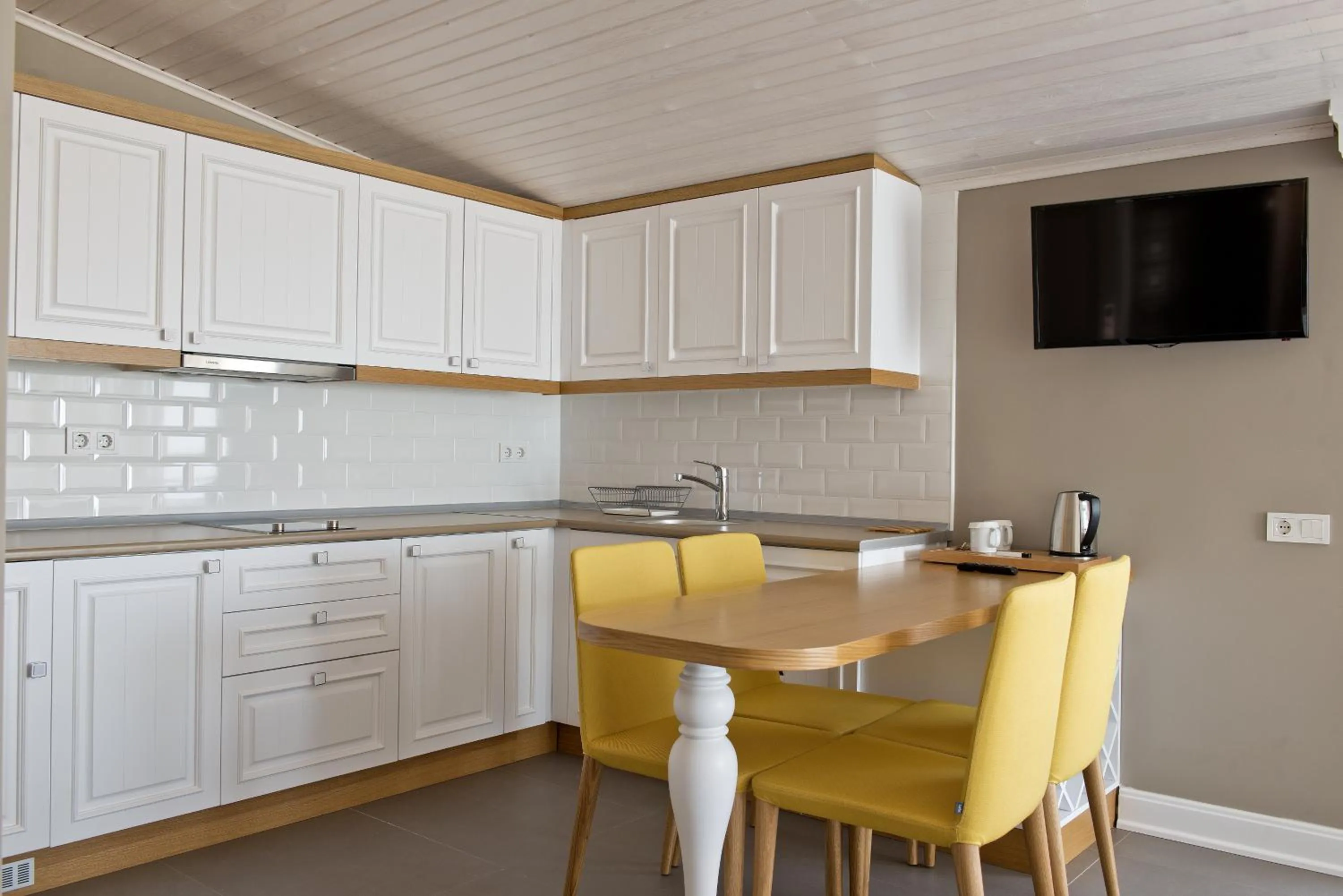 Kitchen or kitchenette in Samira Exclusive Hotel & Apartments