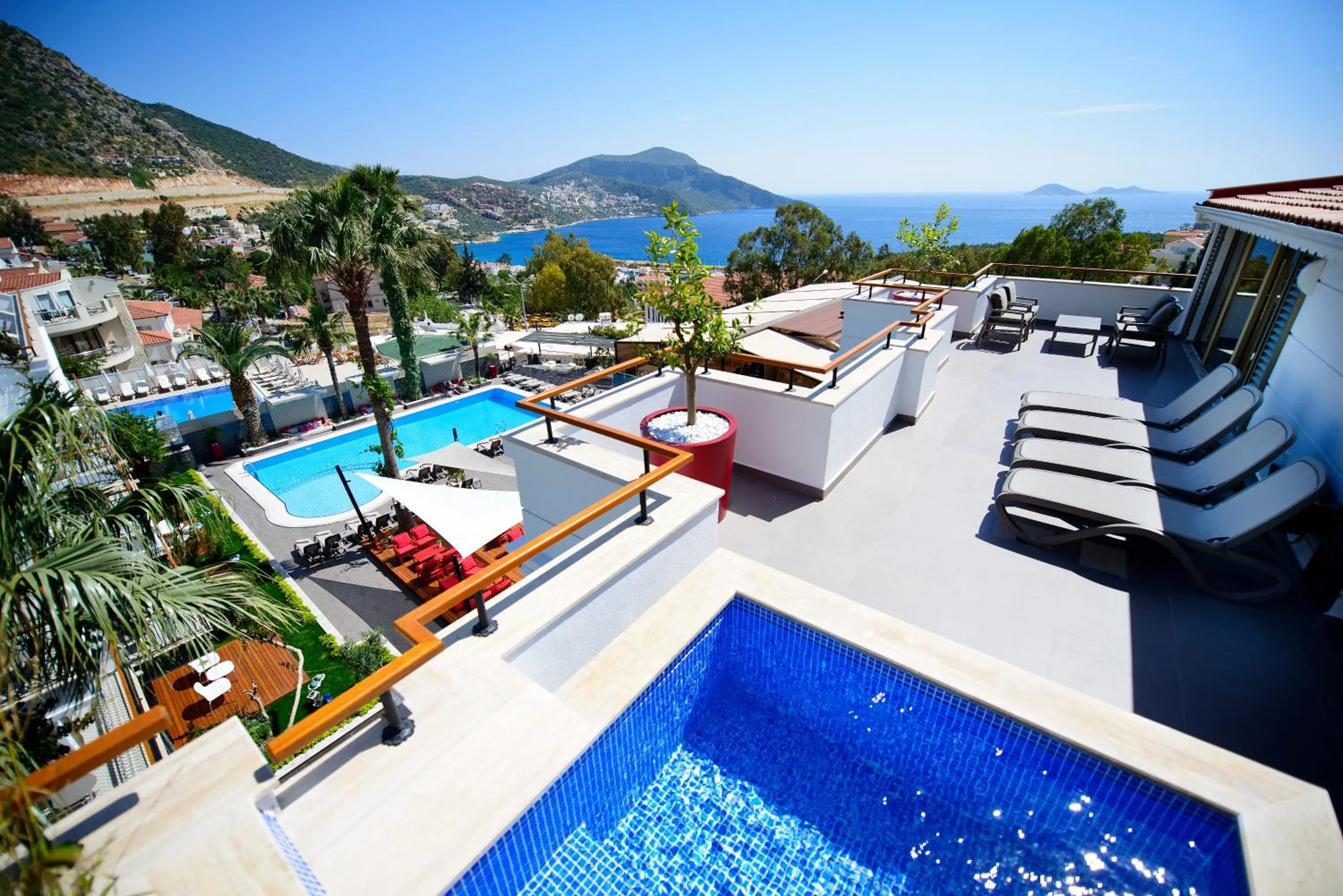 Swimming pool in Samira Exclusive Hotel & Apartments