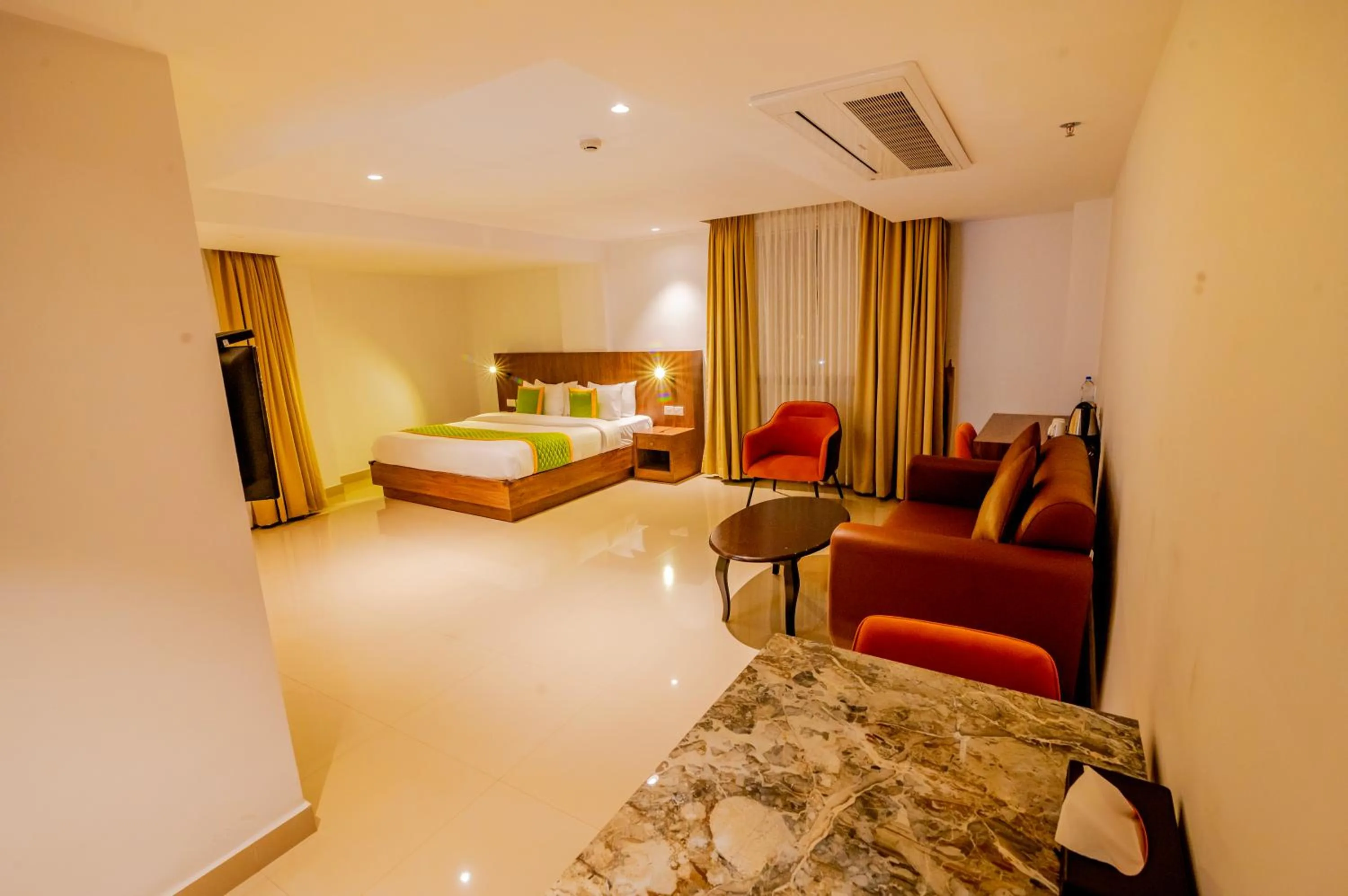 Bedroom, Bed in Hotel Seven Lights