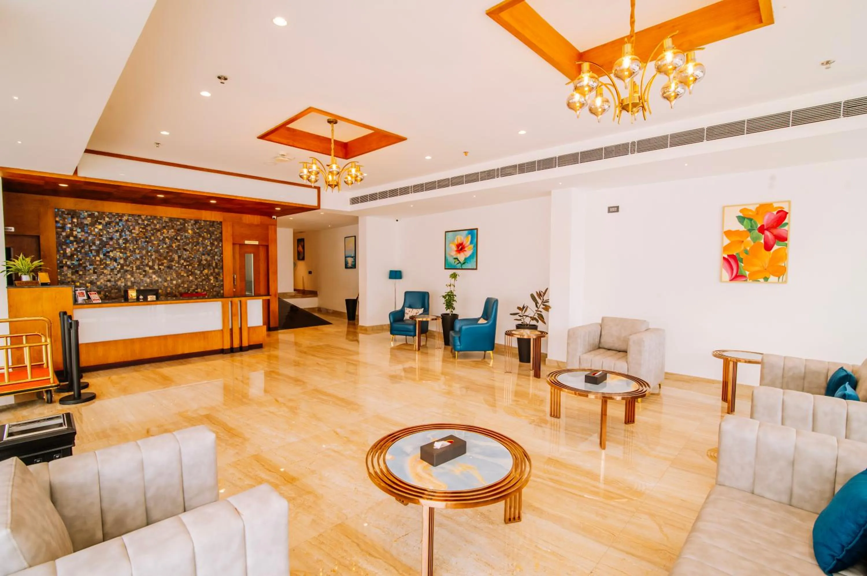 Lobby or reception in Hotel Seven Lights