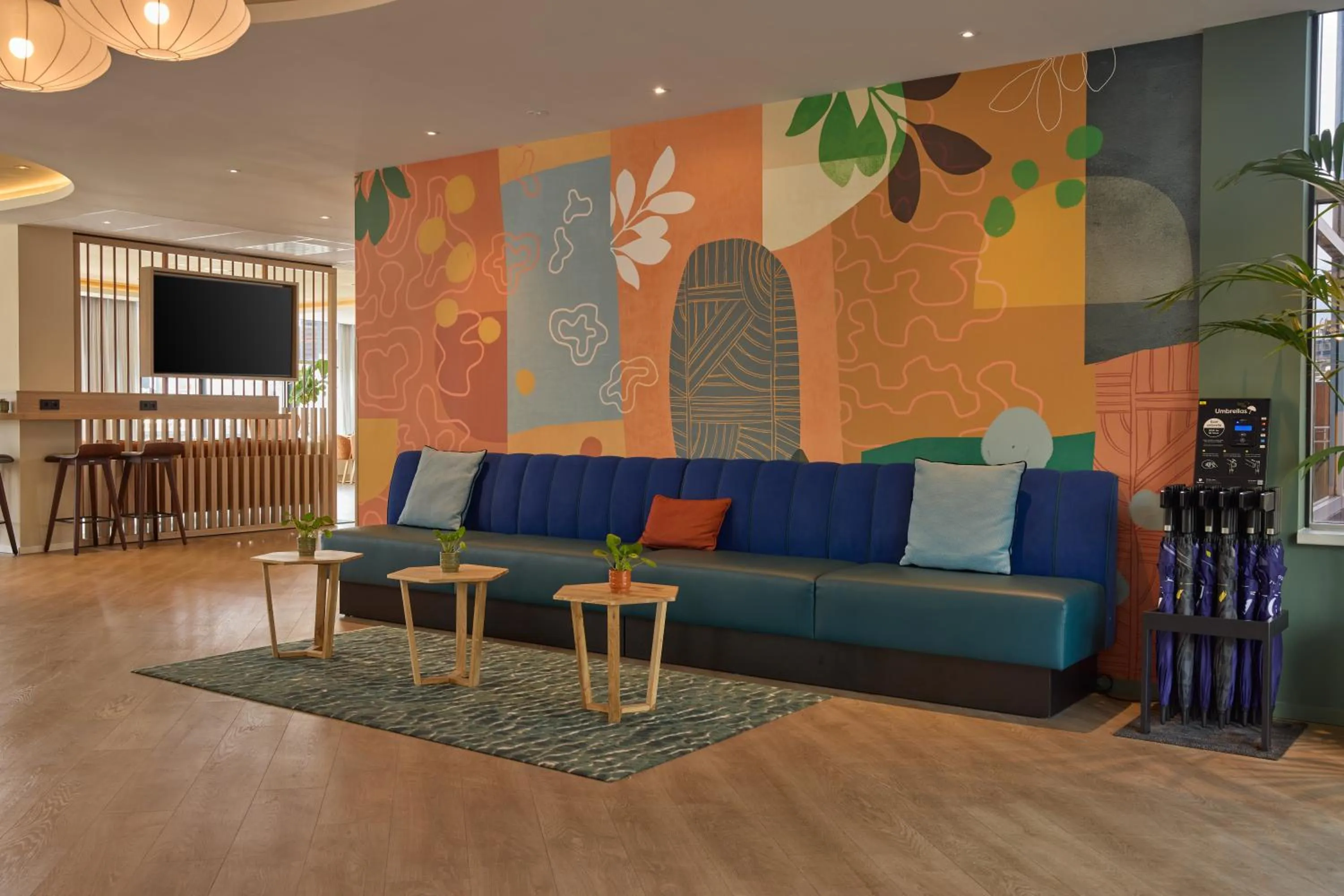 Lobby or reception in DoubleTree by Hilton Rotterdam Centre