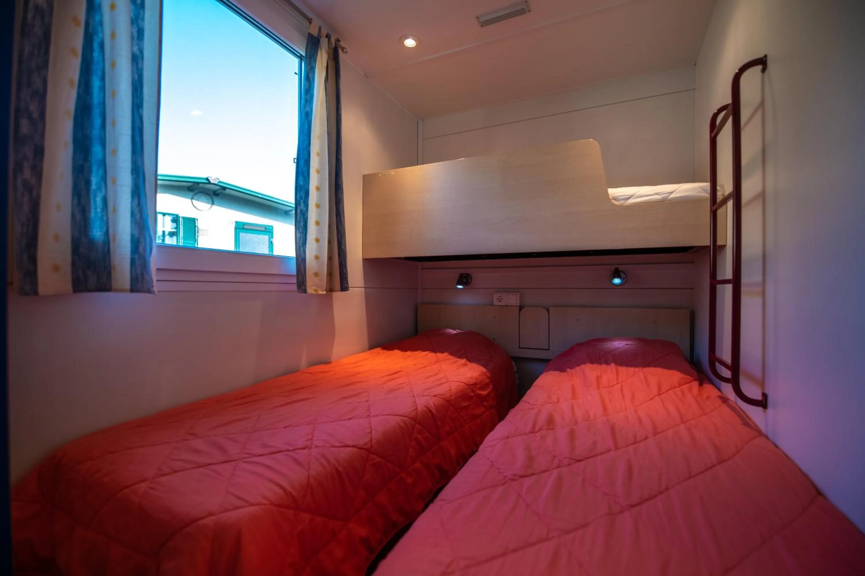 Camping Media Mobile Homes in Brioni Sunny Camping