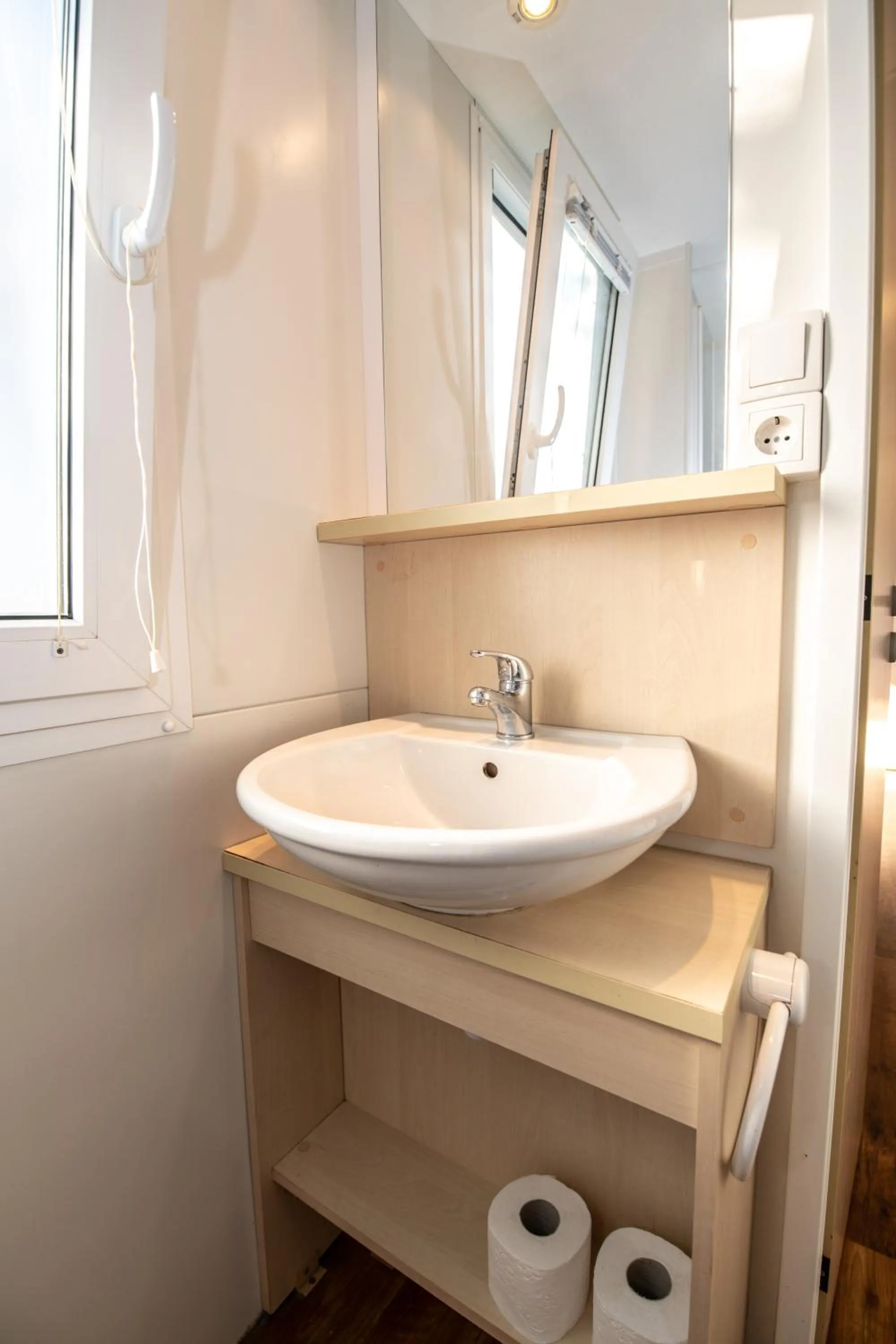 Camping Media Mobile Homes in Brioni Sunny Camping