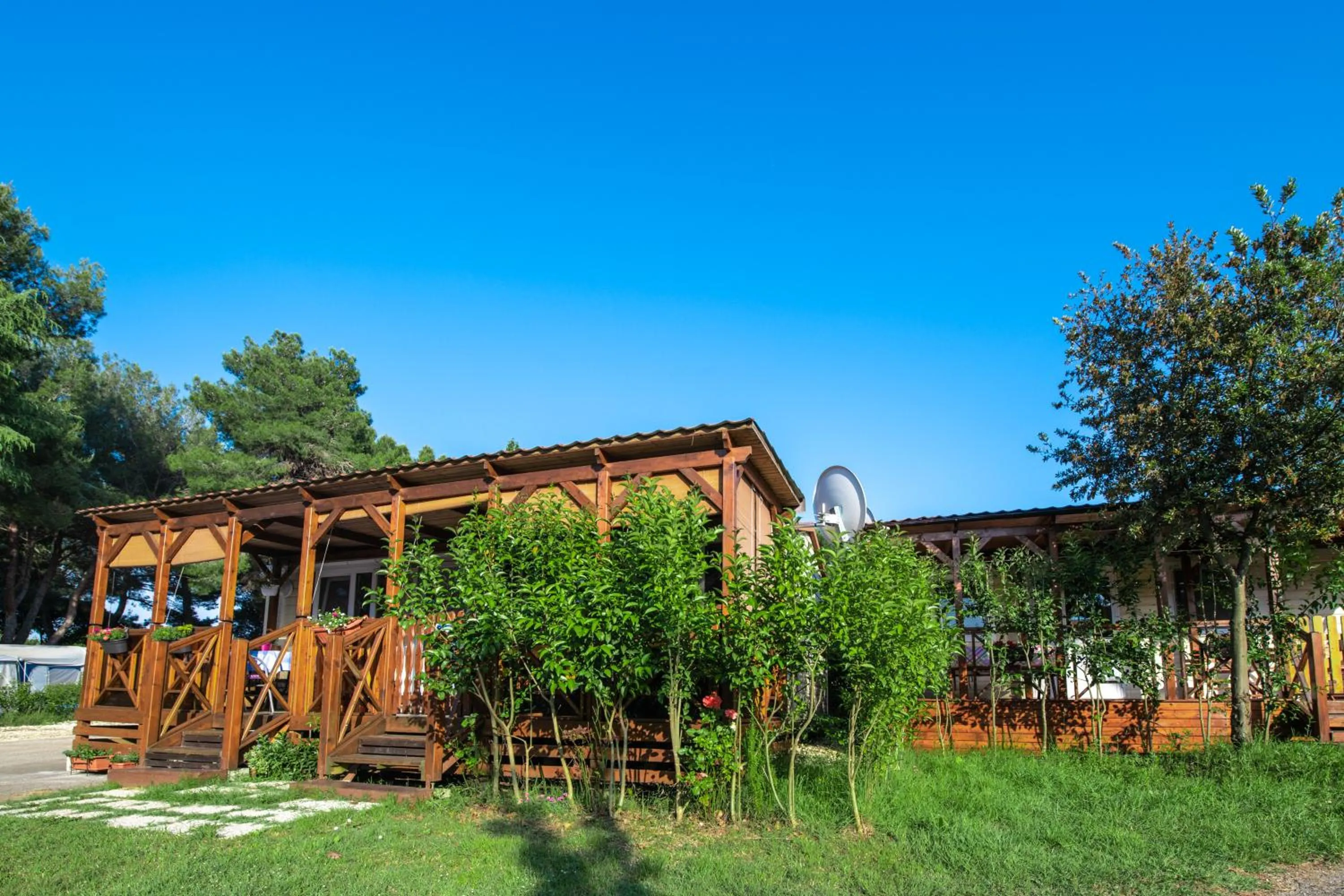 Camping Media Mobile Homes in Brioni Sunny Camping