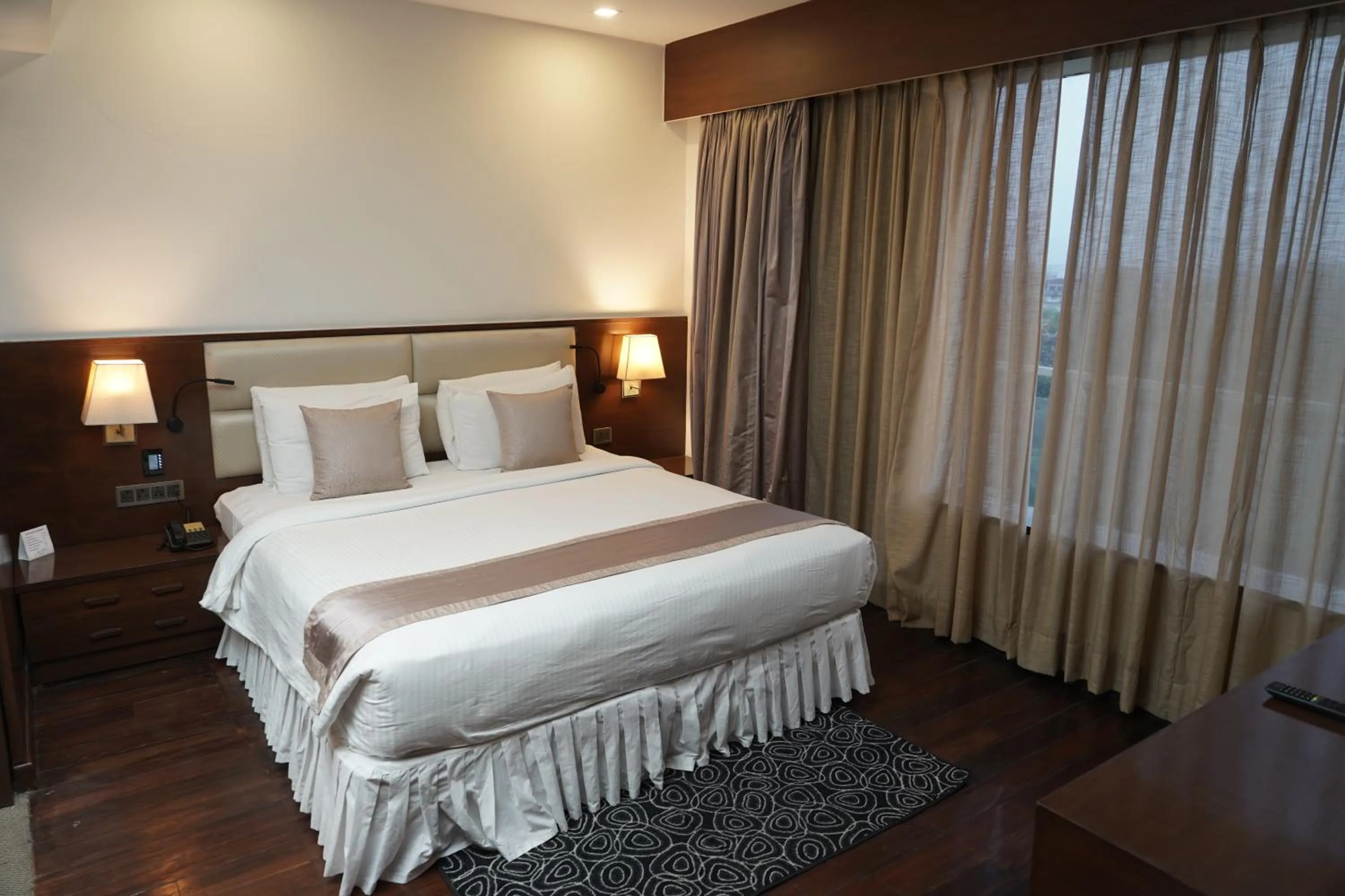 Bedroom, Bed in The Alcor Hotel