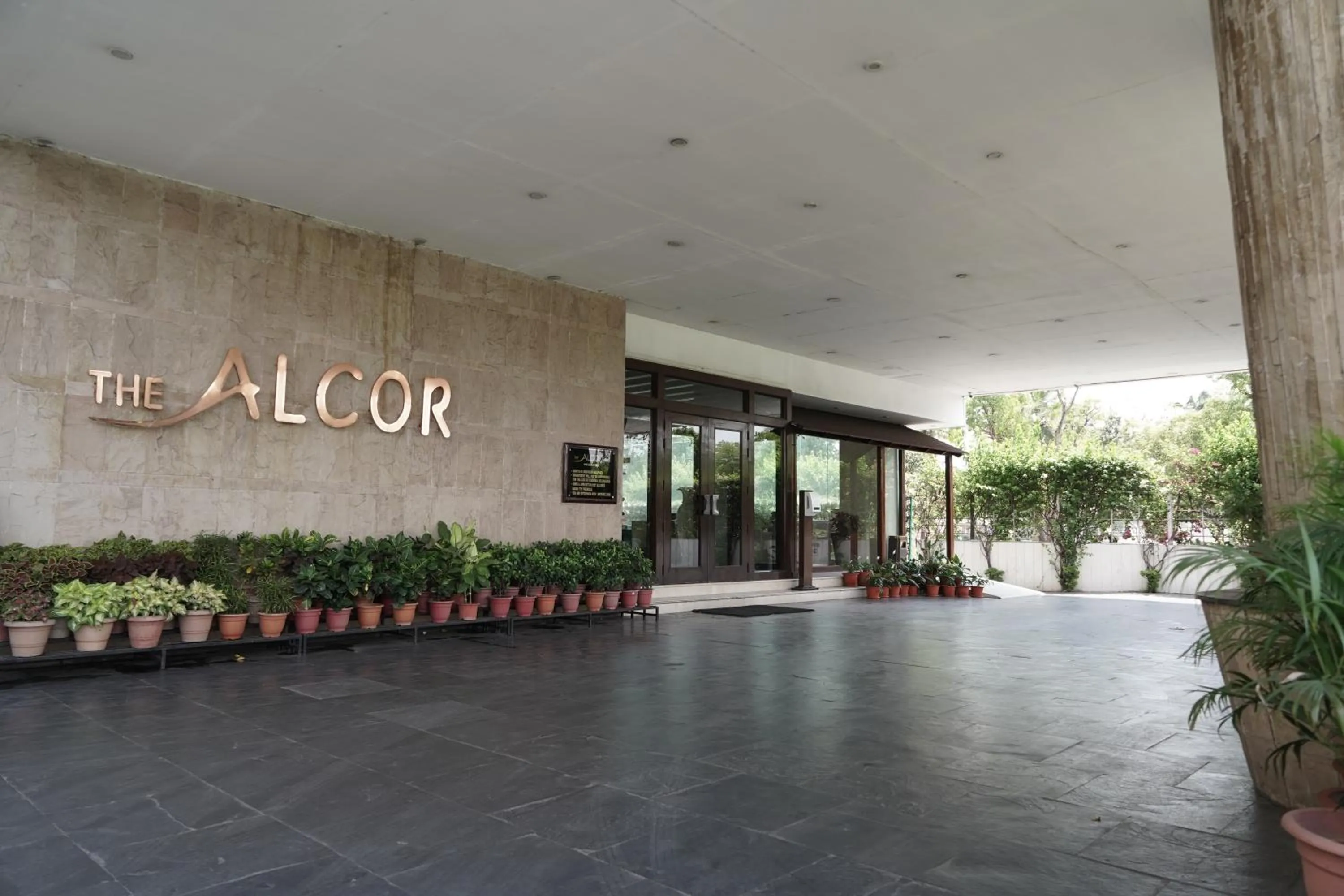 Facade/entrance in The Alcor Hotel
