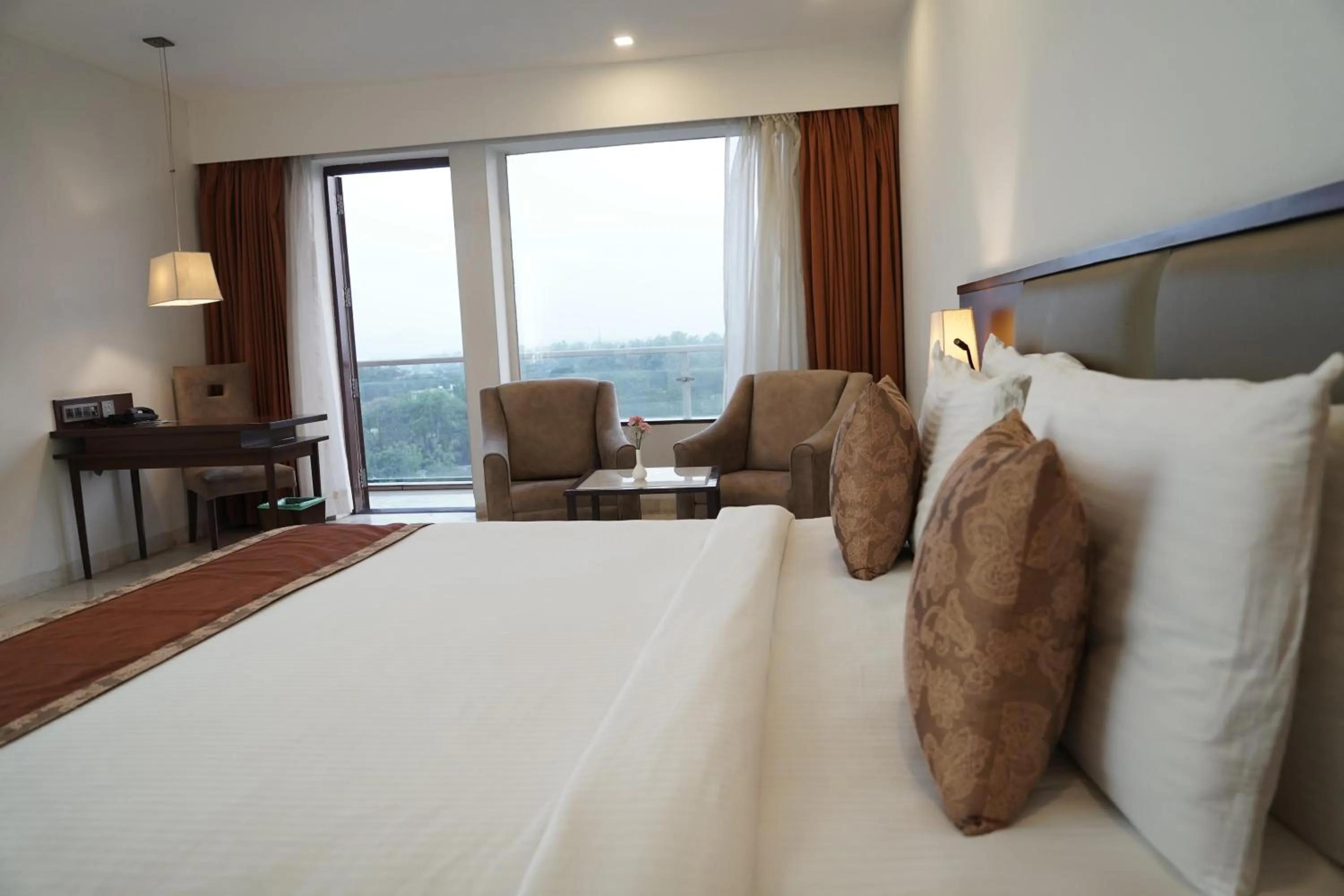 Bed in The Alcor Hotel