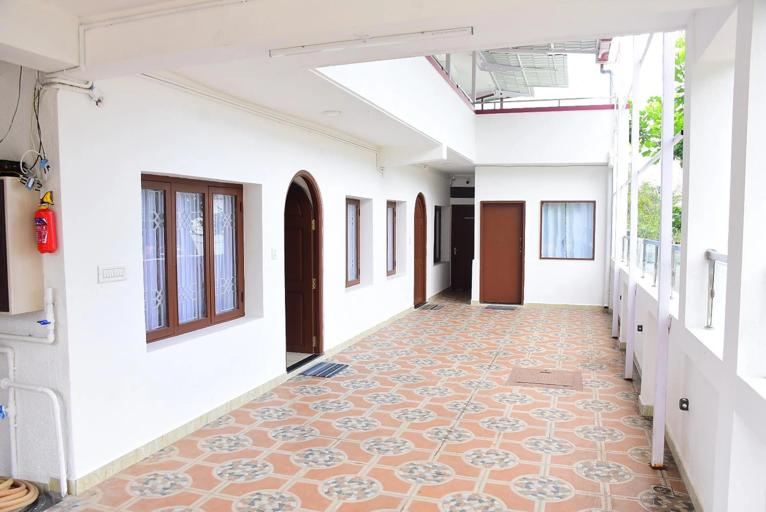 Facade/entrance in Amity Inn