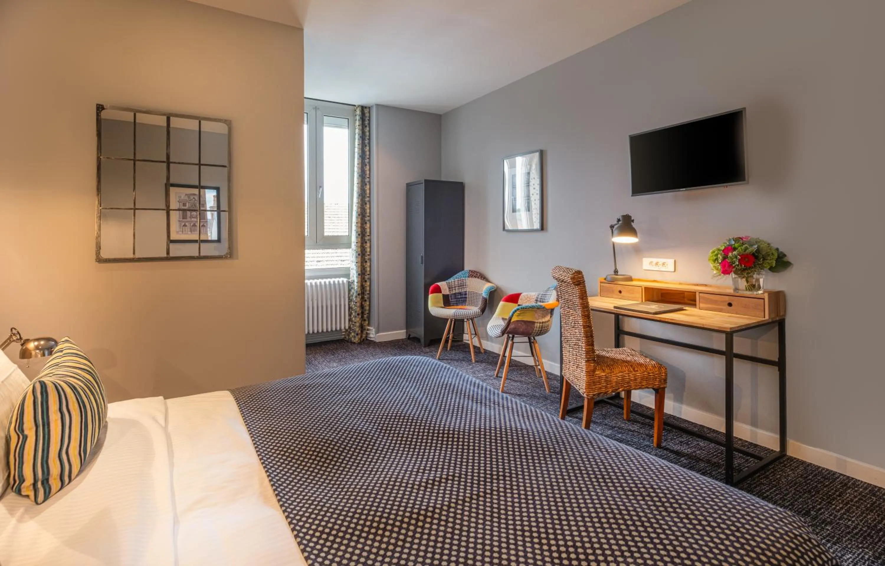 Photo of the whole room, Bed in Nouvel Hôtel & Appartements
