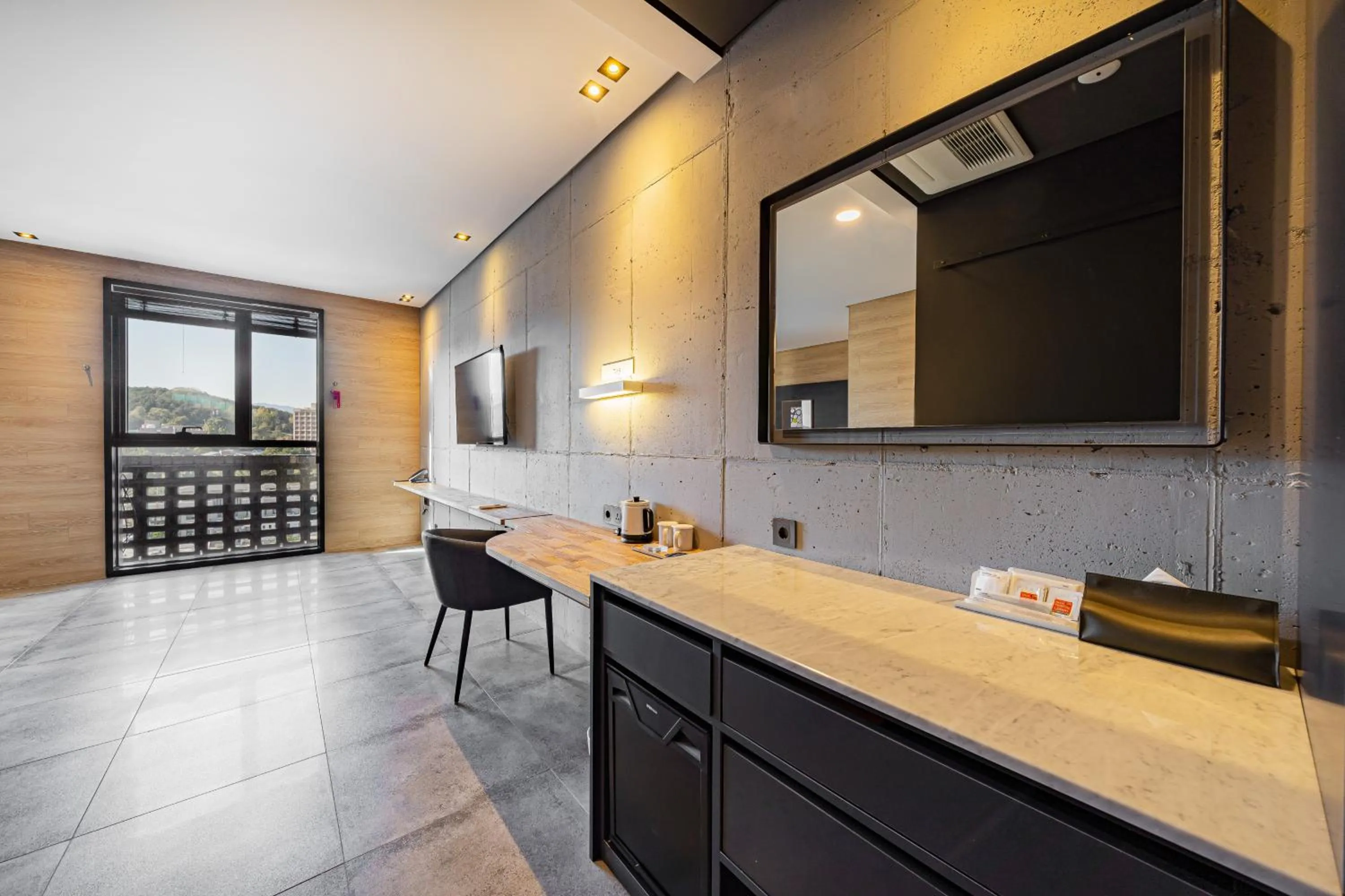 hair dresser in The Hong C Hotel