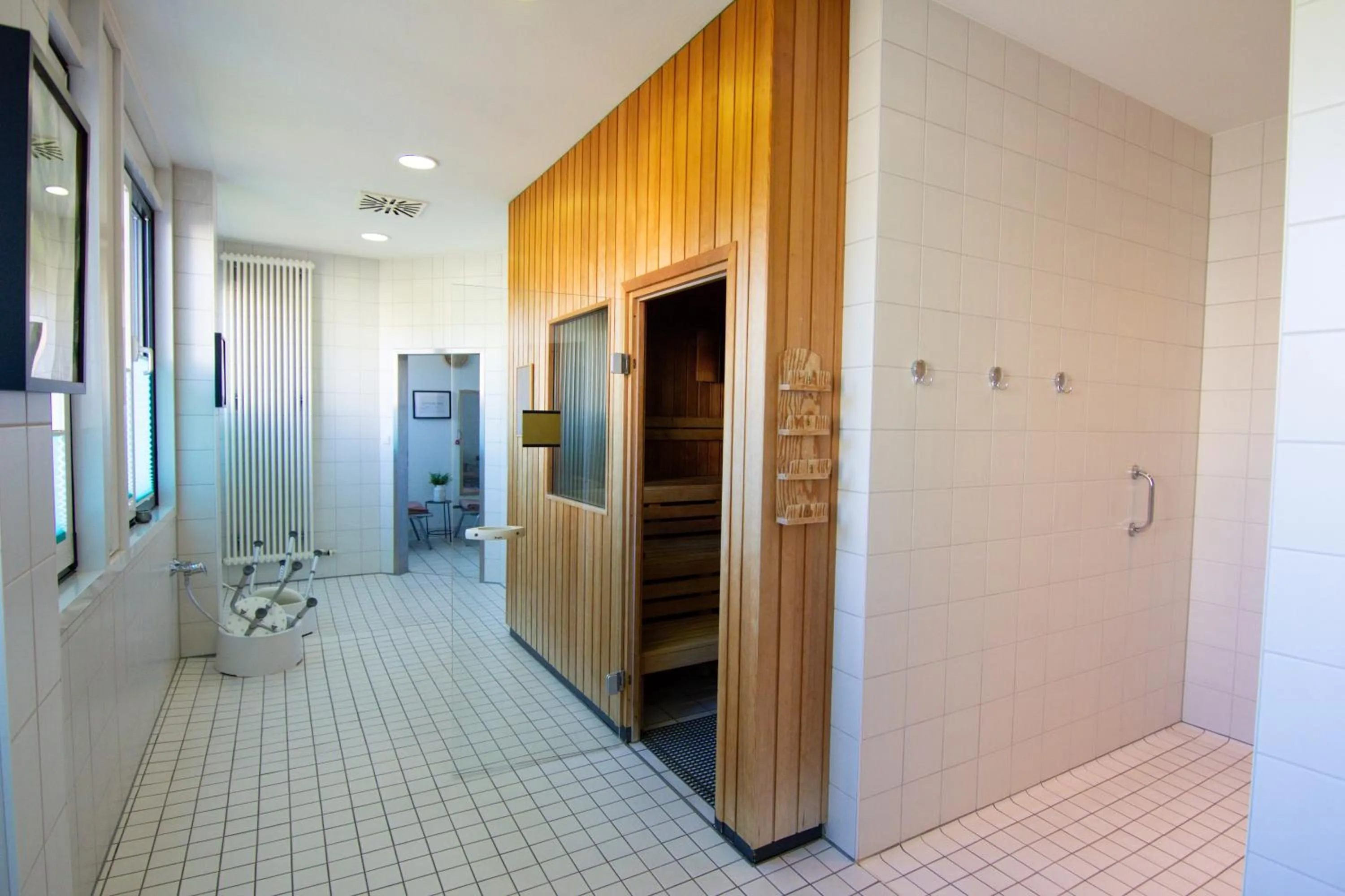 Sauna in Green Night Hotel