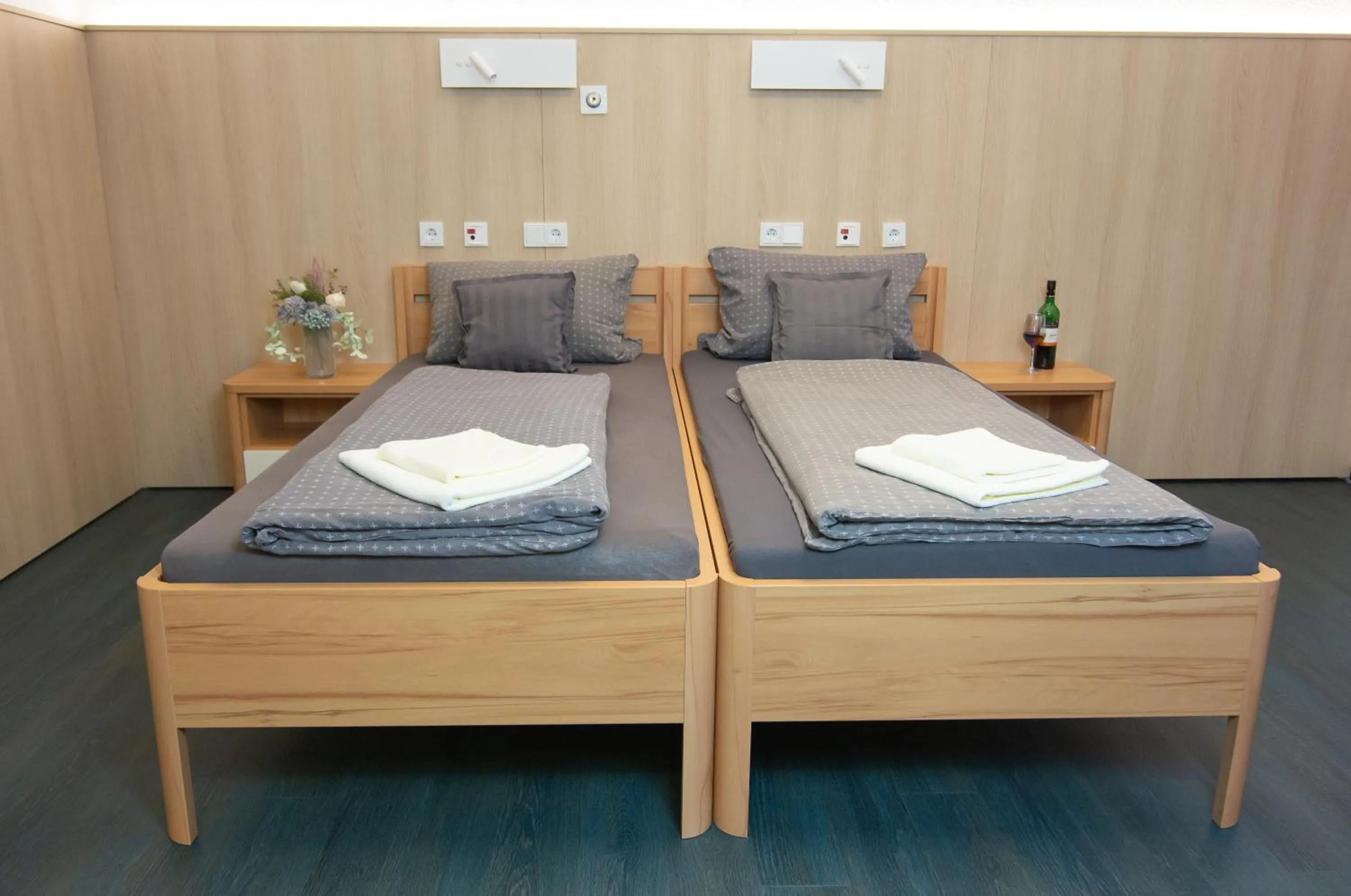 Bed in Green Night Hotel