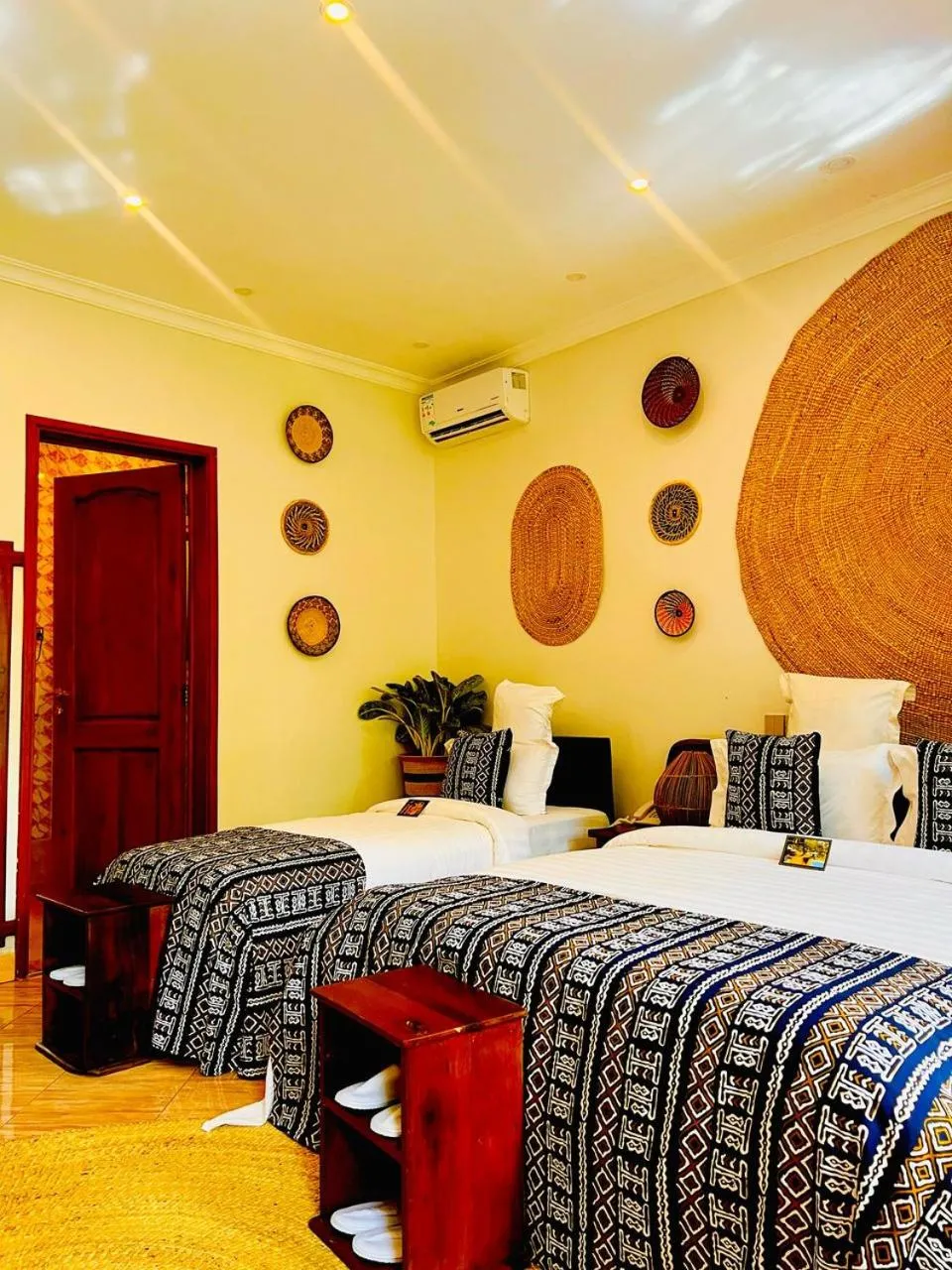 Photo of the whole room, Bed in Kerama Silent Lodge