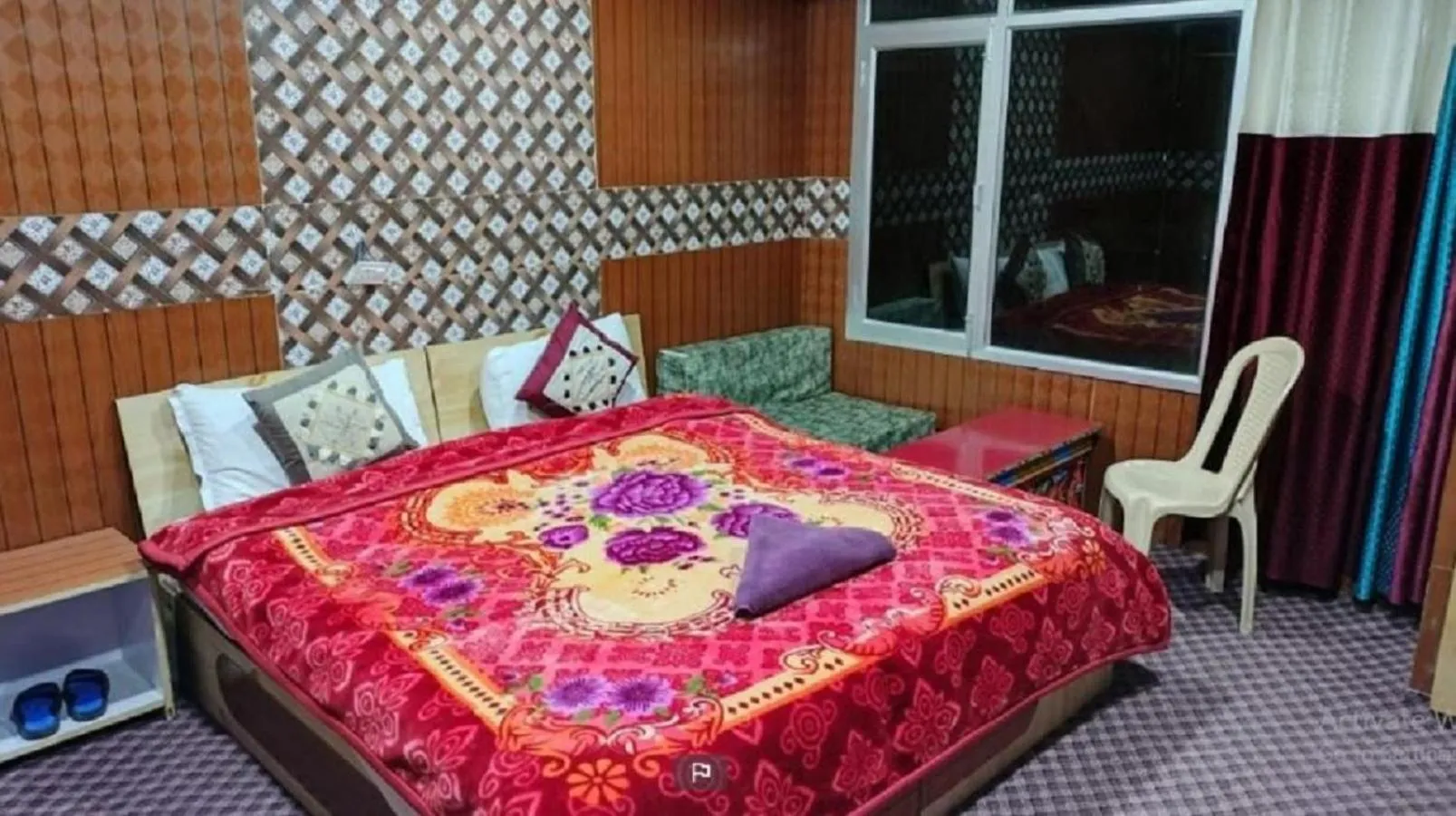 Bed in Soma Retreat Cottage, Pangong Lake