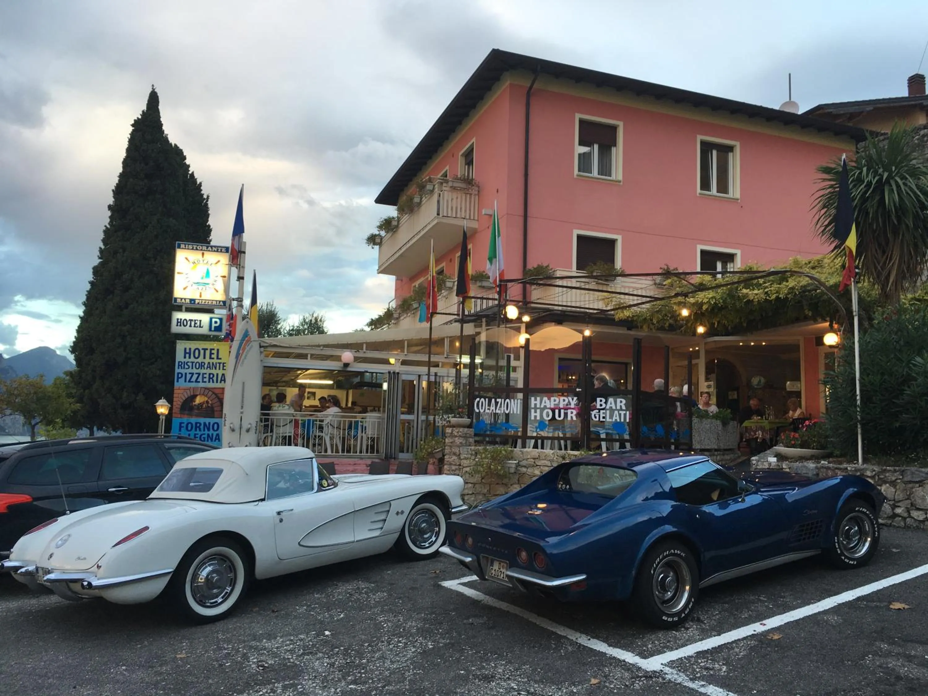 Facade/entrance in Hotel Vela Azzurra