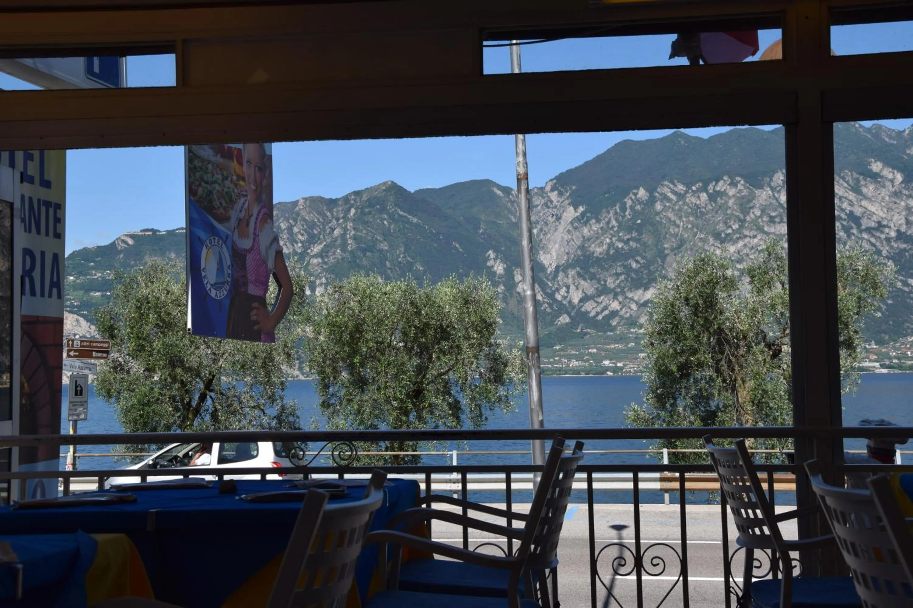 Restaurant/places to eat in Hotel Vela Azzurra