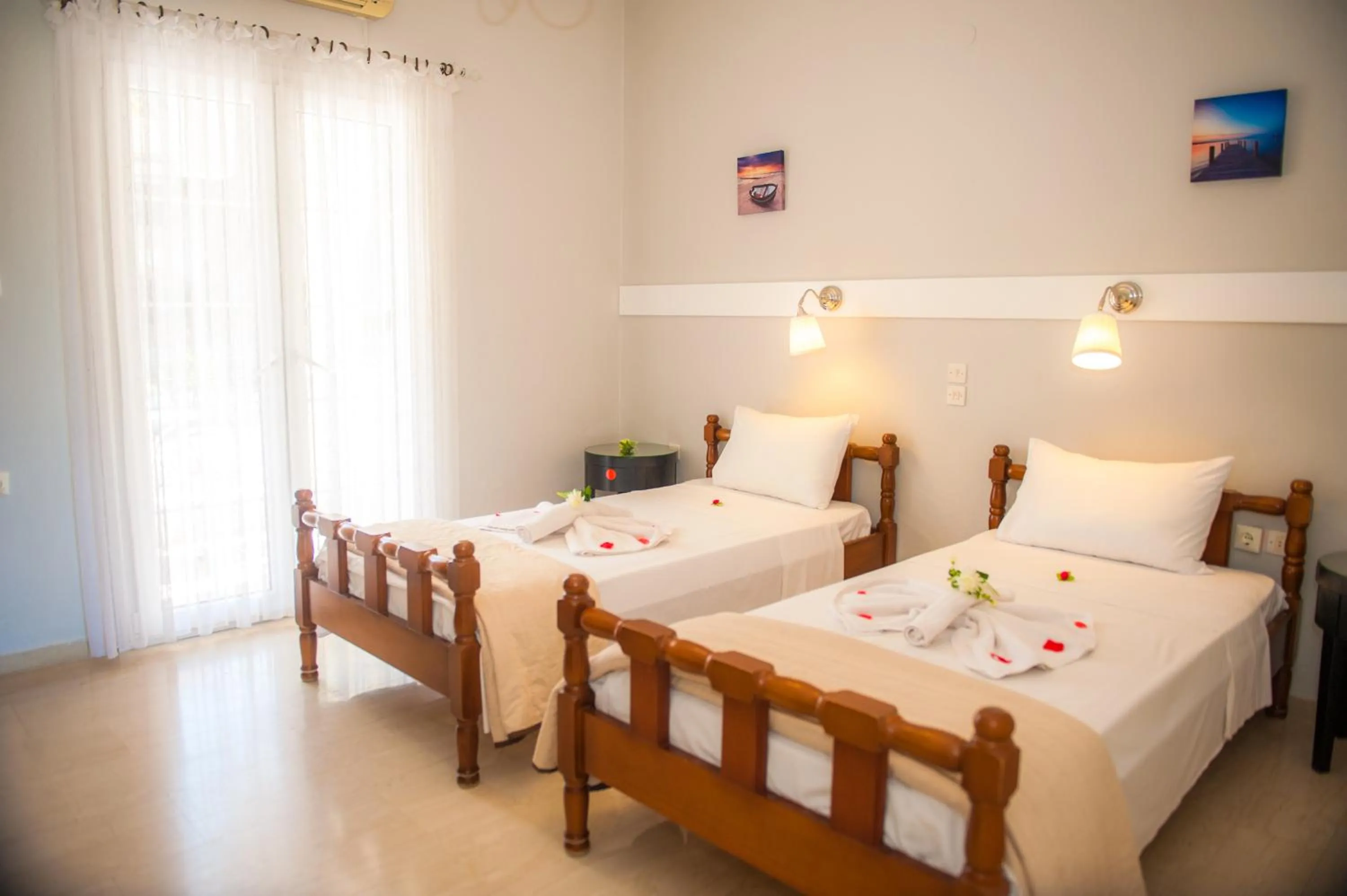 Bedroom, Bed in Vassilis Paradise Garden Aparthotel